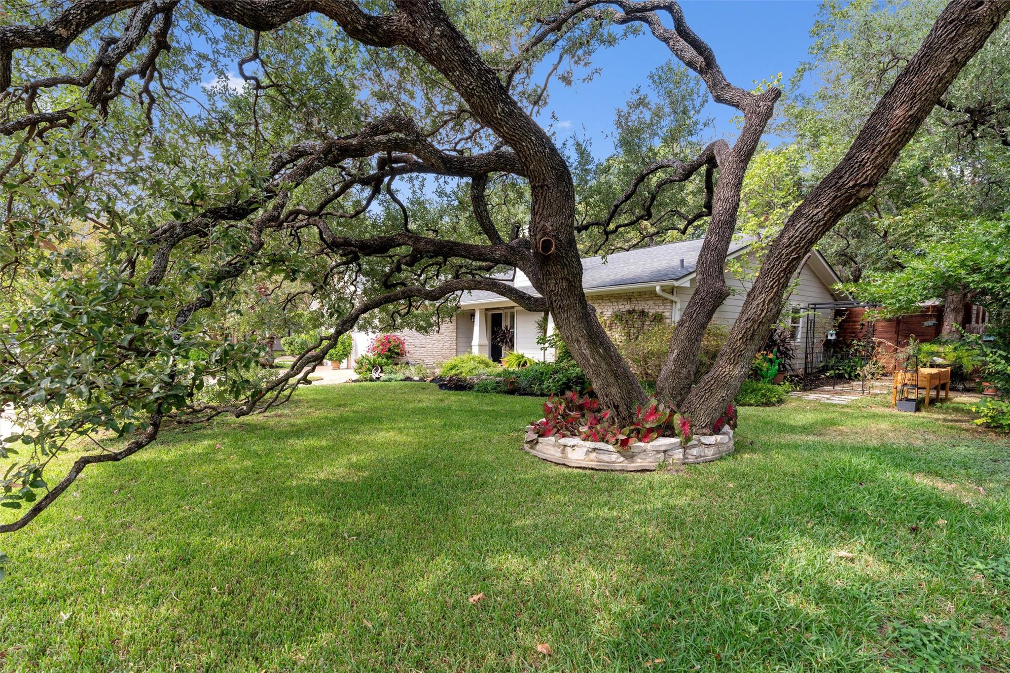 4206 Everest Ln, Austin, TX 78727