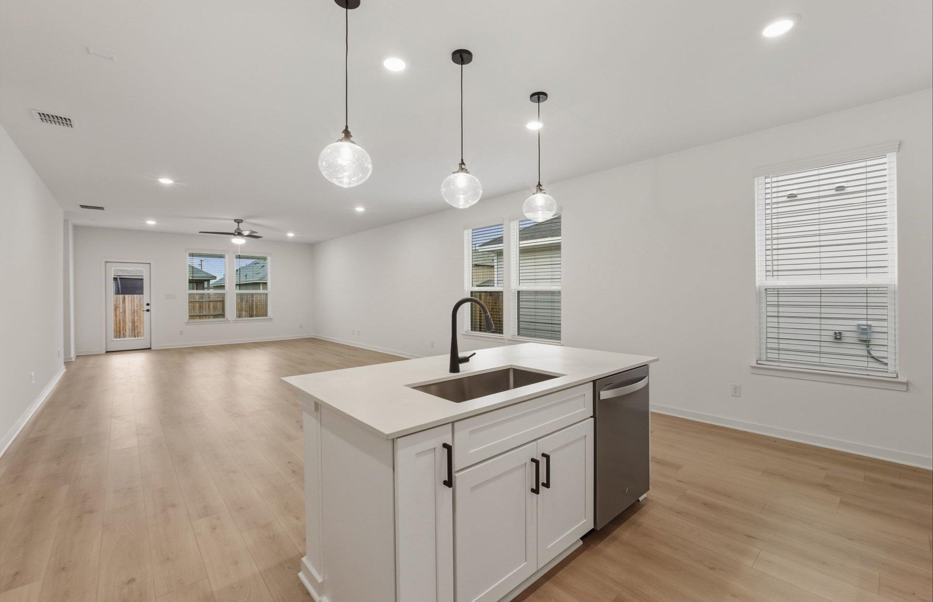 342 Begonia St, Buda, TX 78610