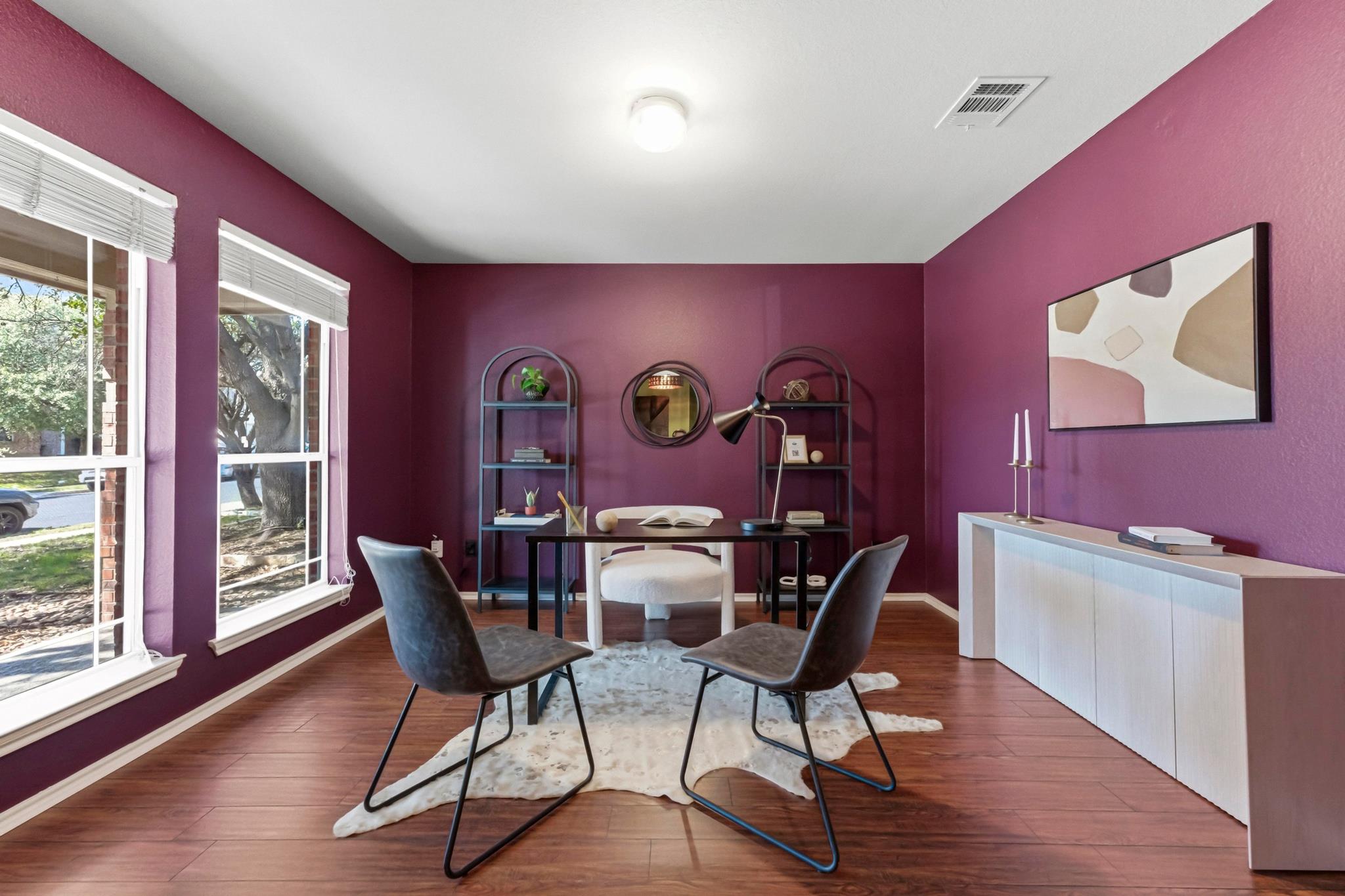 9207 Pioneer Forest Dr, Austin, TX 78744