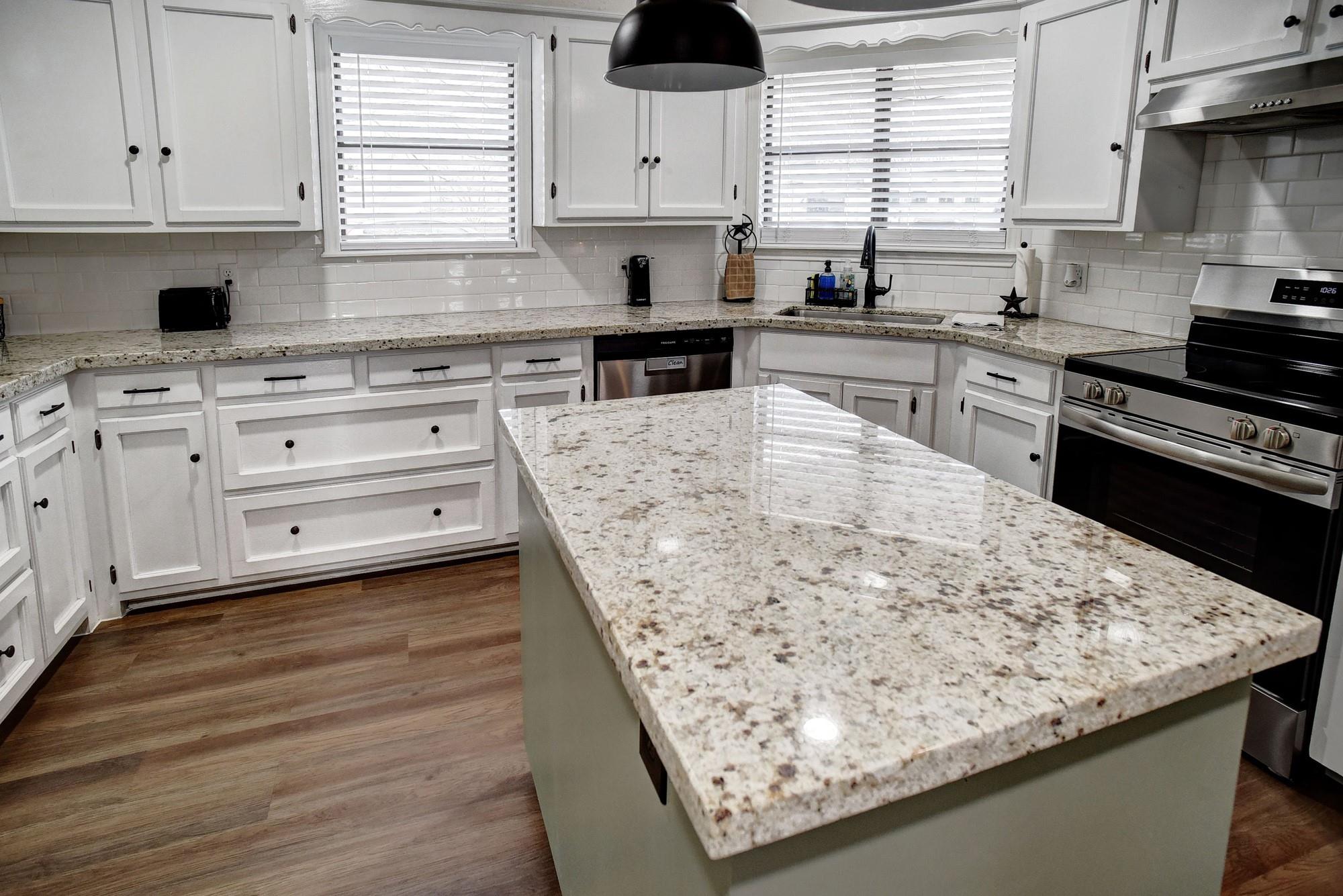 5595 Fm 60 S, Caldwell, TX 77836