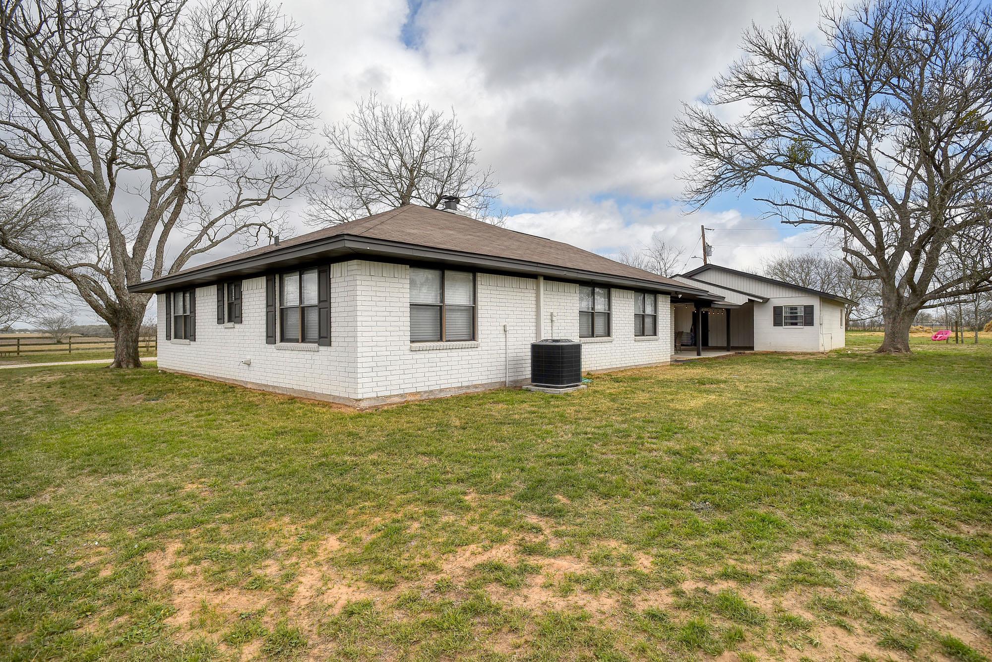 5595 Fm 60 S, Caldwell, TX 77836