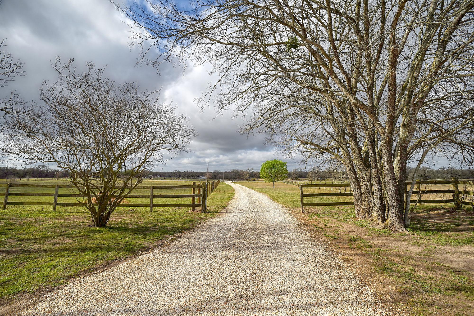 5595 Fm 60 S, Caldwell, TX 77836