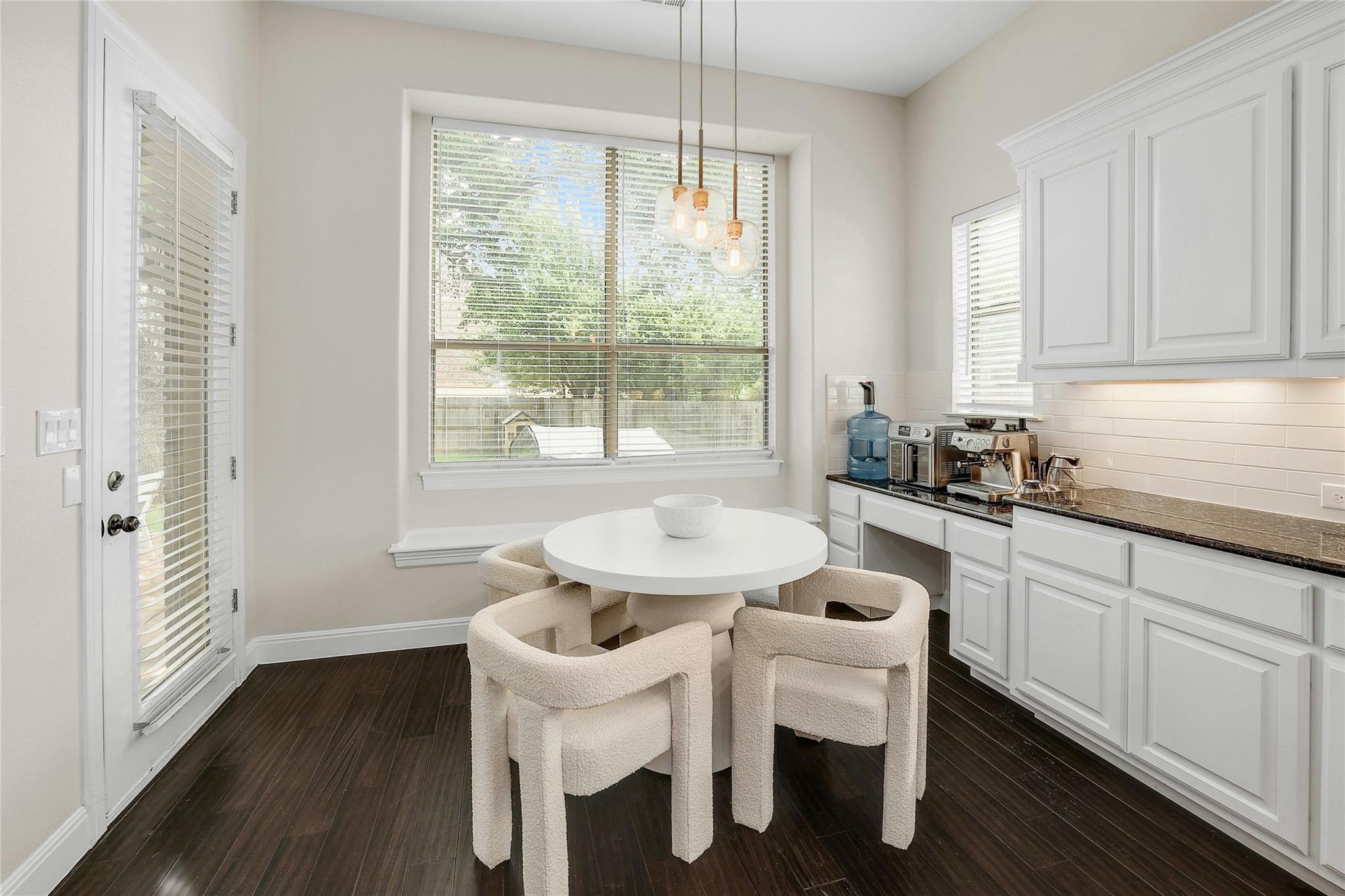 10225 Fossmoor St, Austin, TX 78717