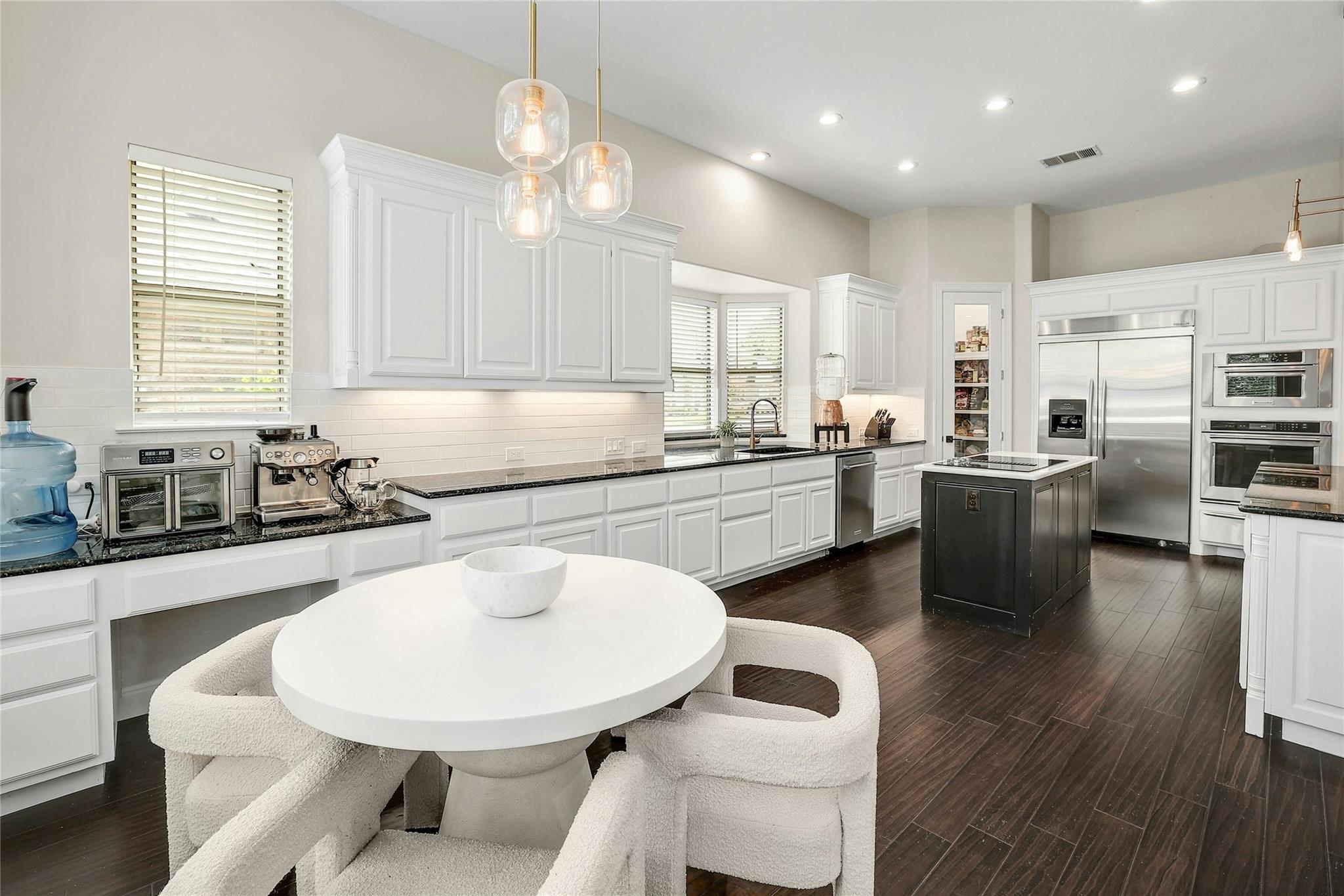 10225 Fossmoor St, Austin, TX 78717