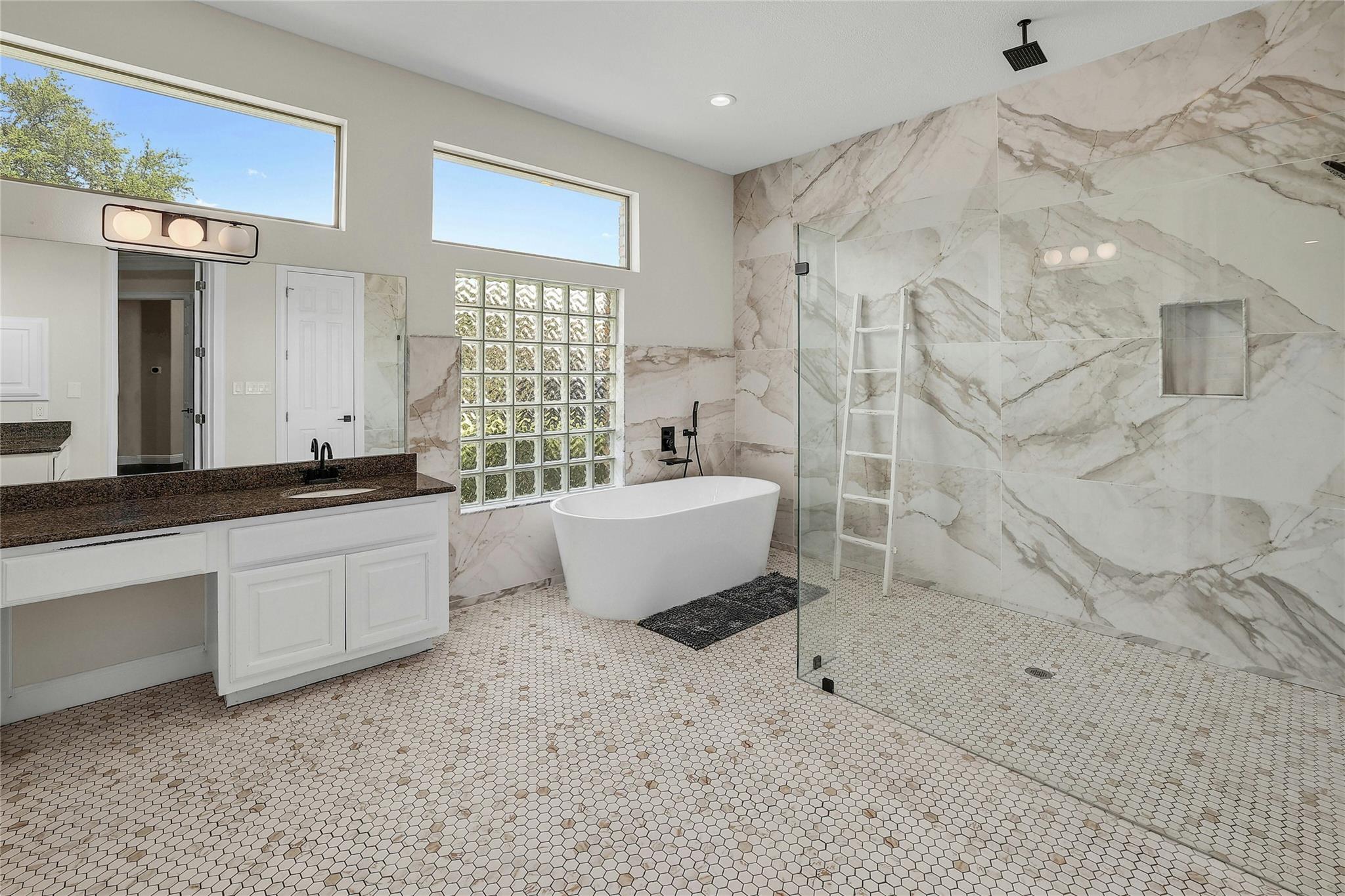 10225 Fossmoor St, Austin, TX 78717