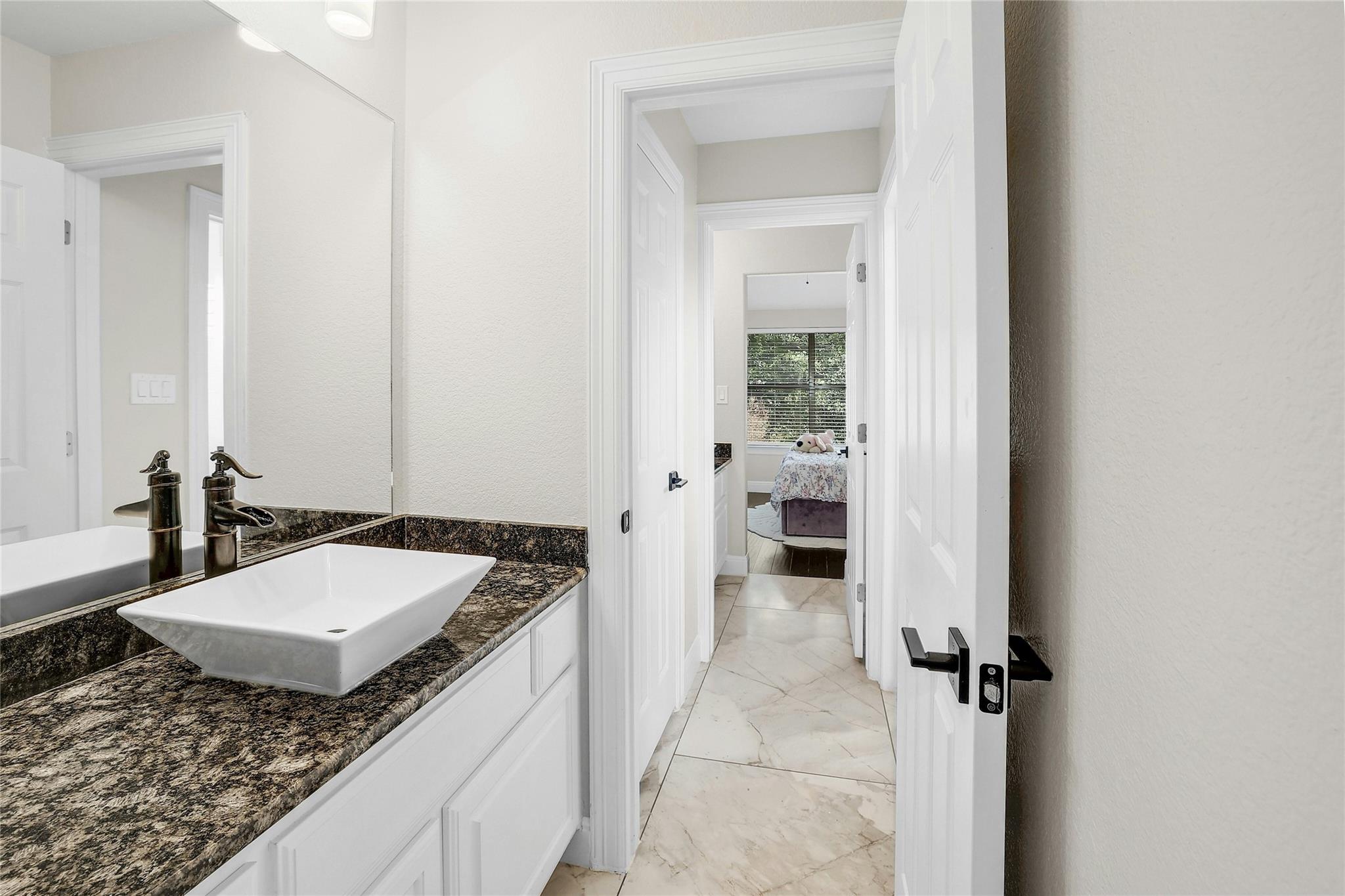 10225 Fossmoor St, Austin, TX 78717