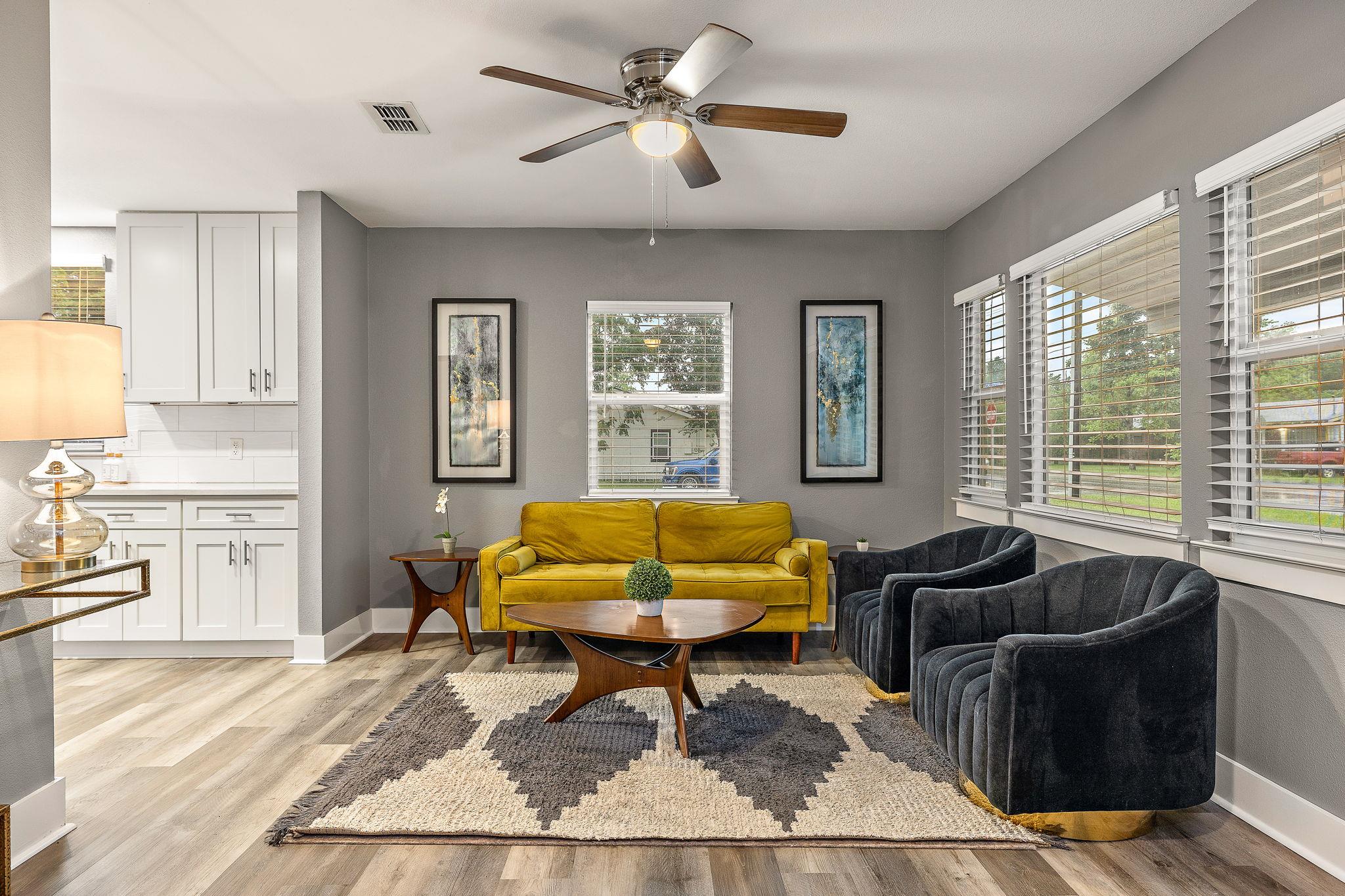 606 E 19th St, Georgetown, TX 78626