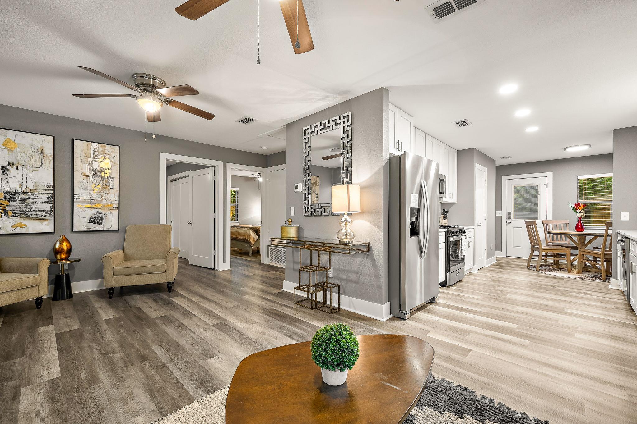 606 E 19th St, Georgetown, TX 78626