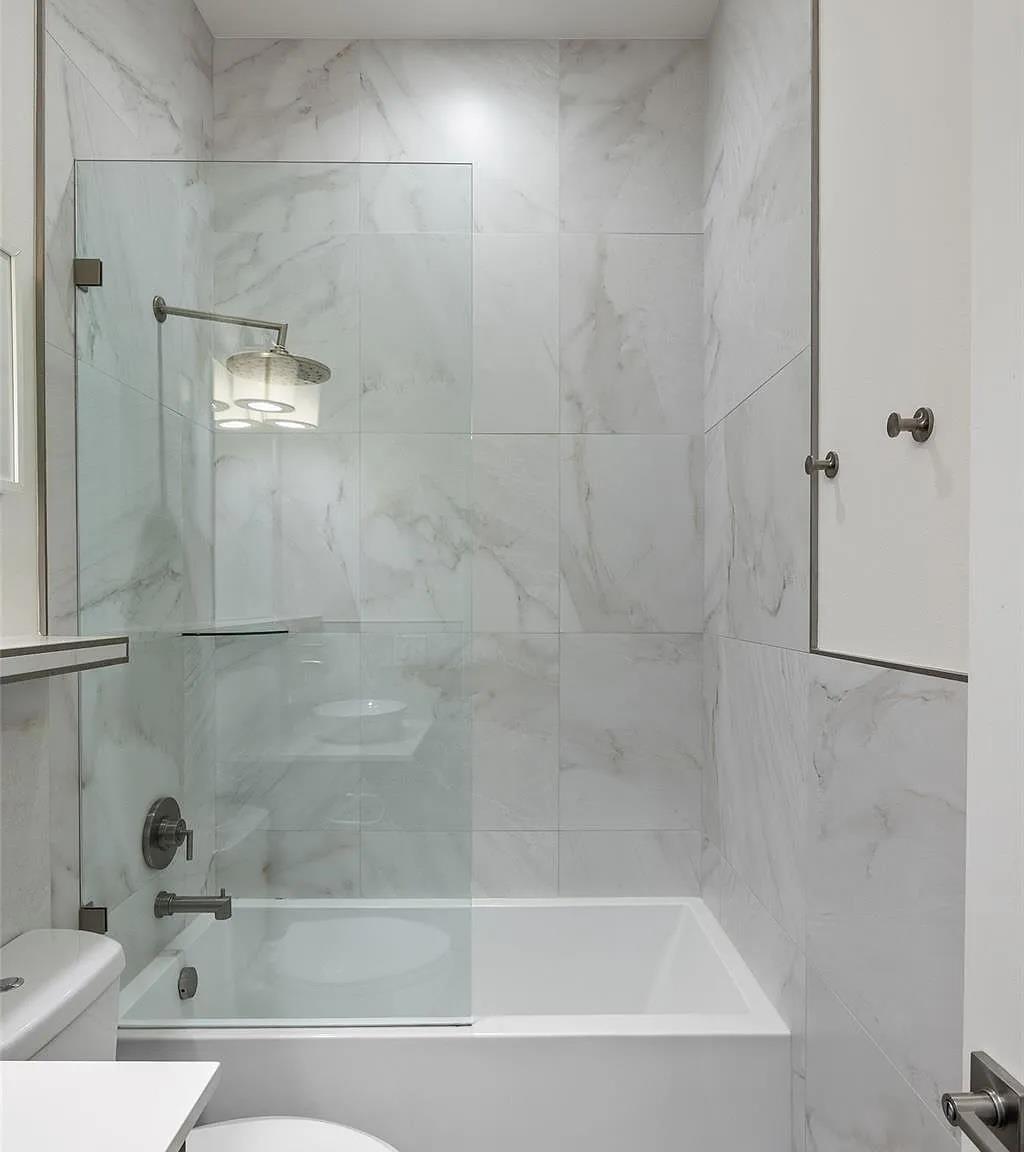 2211 Canterbury St # B, Austin, TX 78702