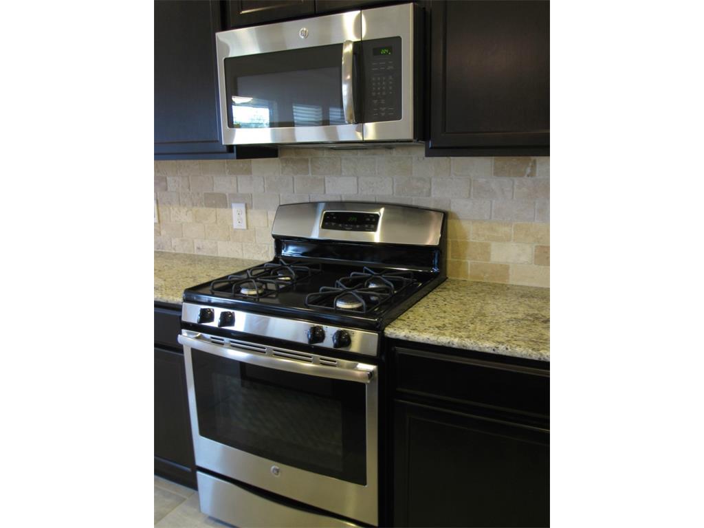 370 Evening Star Dr, Kyle, TX 78640