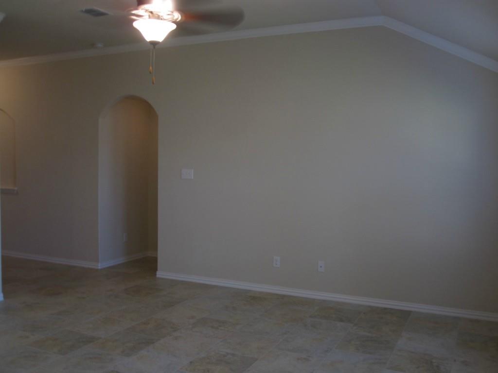 370 Evening Star Dr, Kyle, TX 78640