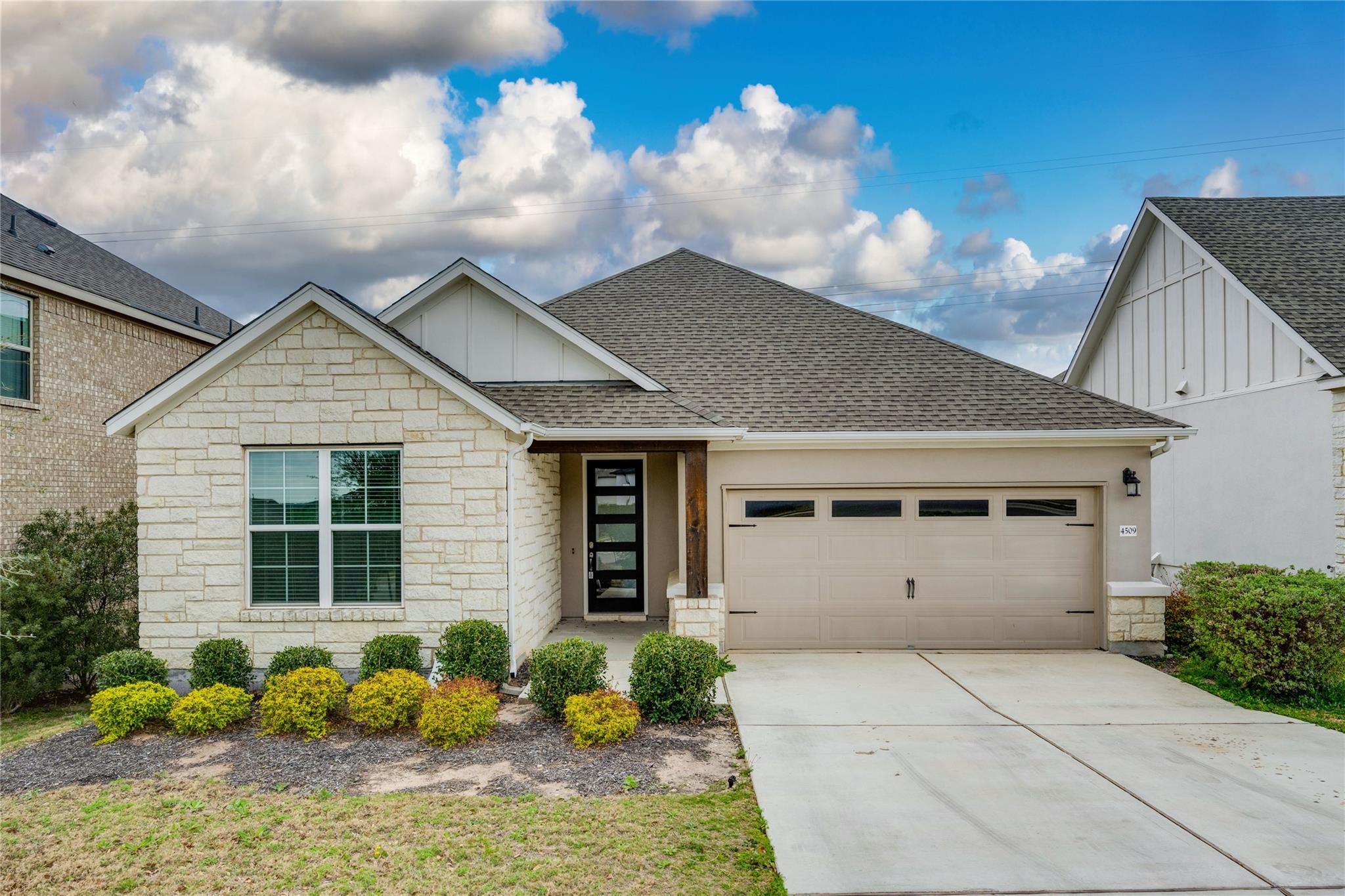 4509 Lucabella Ln, Leander, TX 78641