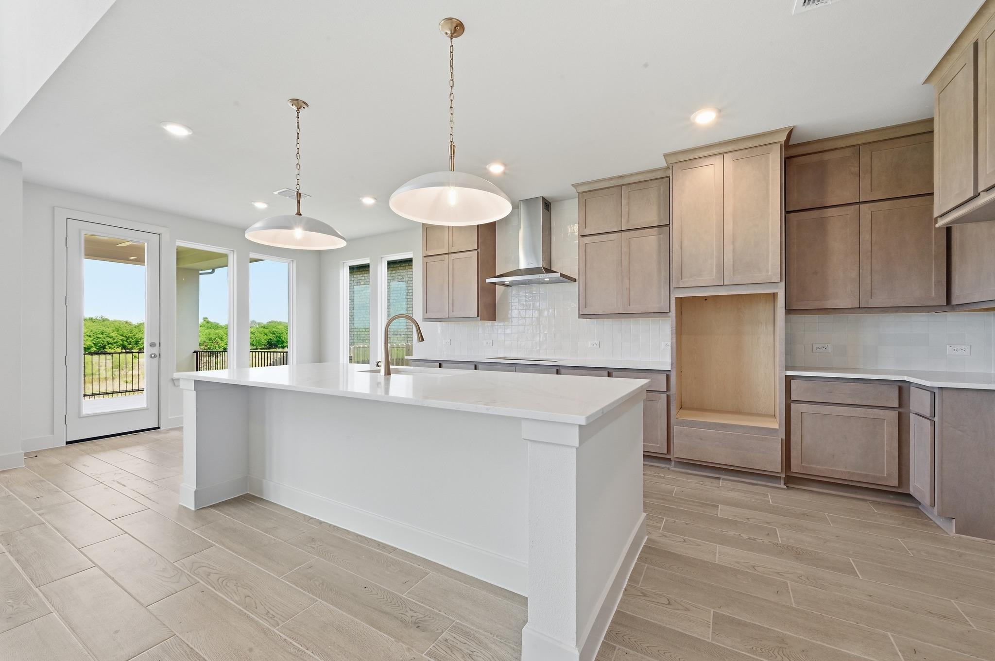 913 Rock Daisy Trl, Hutto, TX 78634