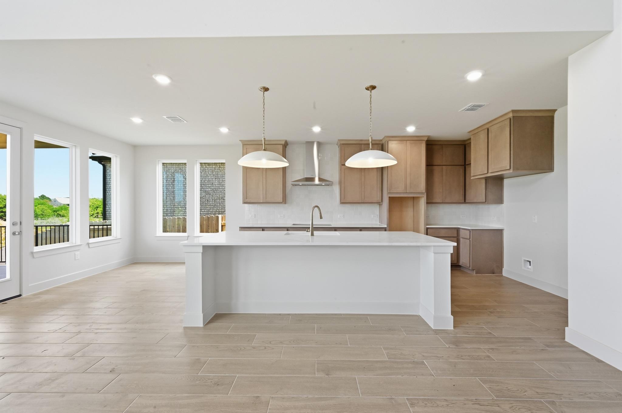 913 Rock Daisy Trl, Hutto, TX 78634