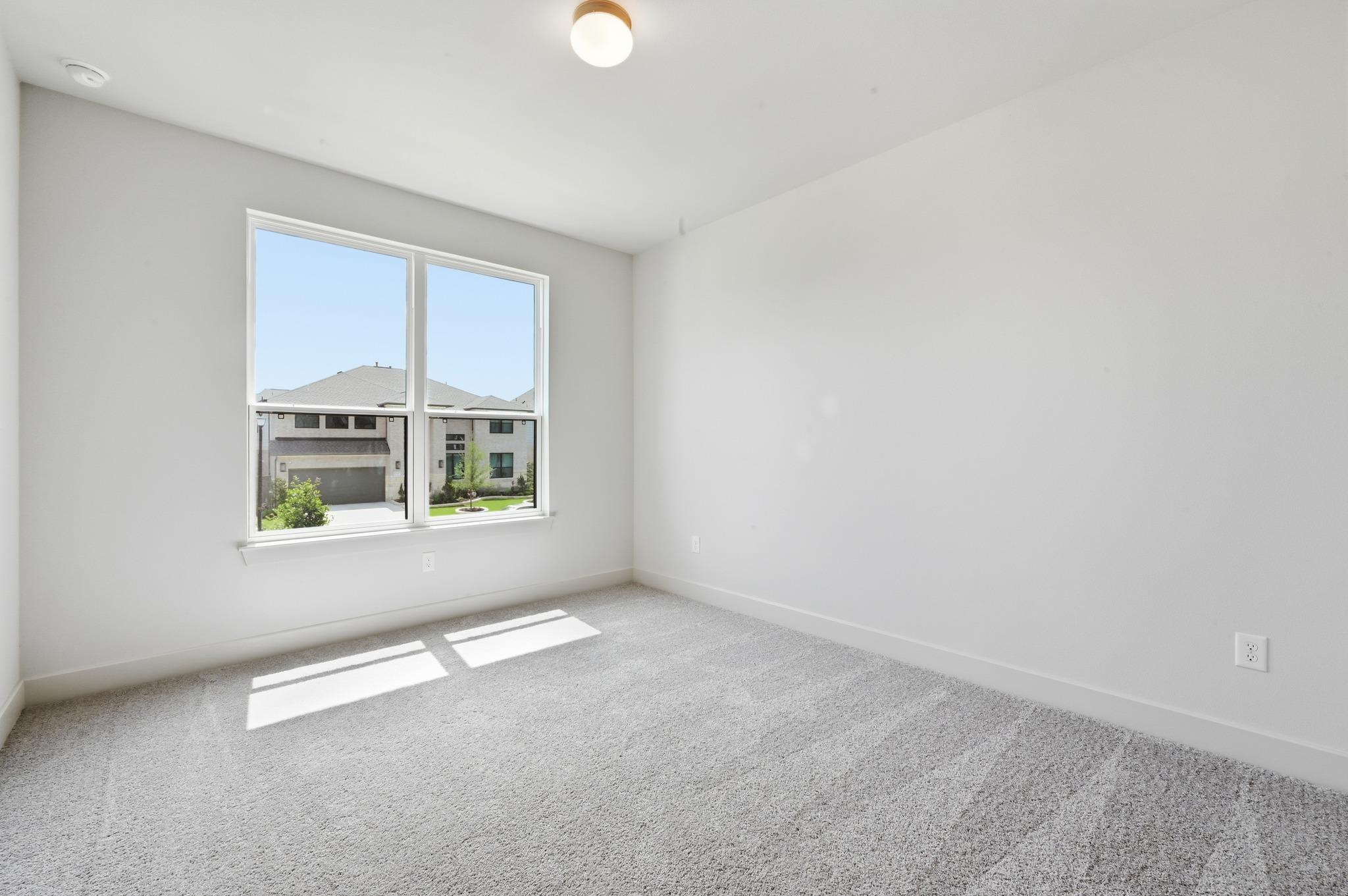 913 Rock Daisy Trl, Hutto, TX 78634