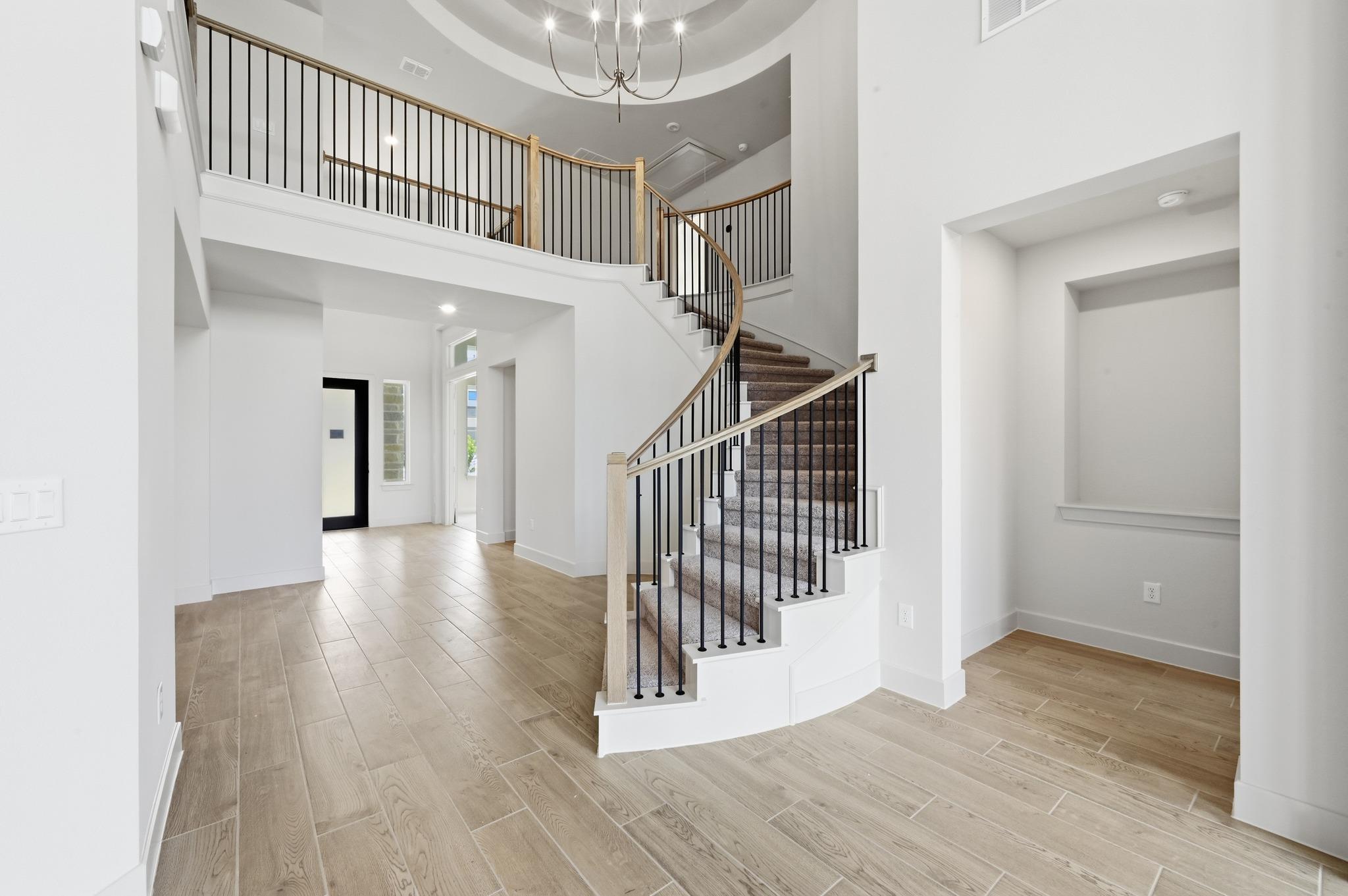 913 Rock Daisy Trl, Hutto, TX 78634