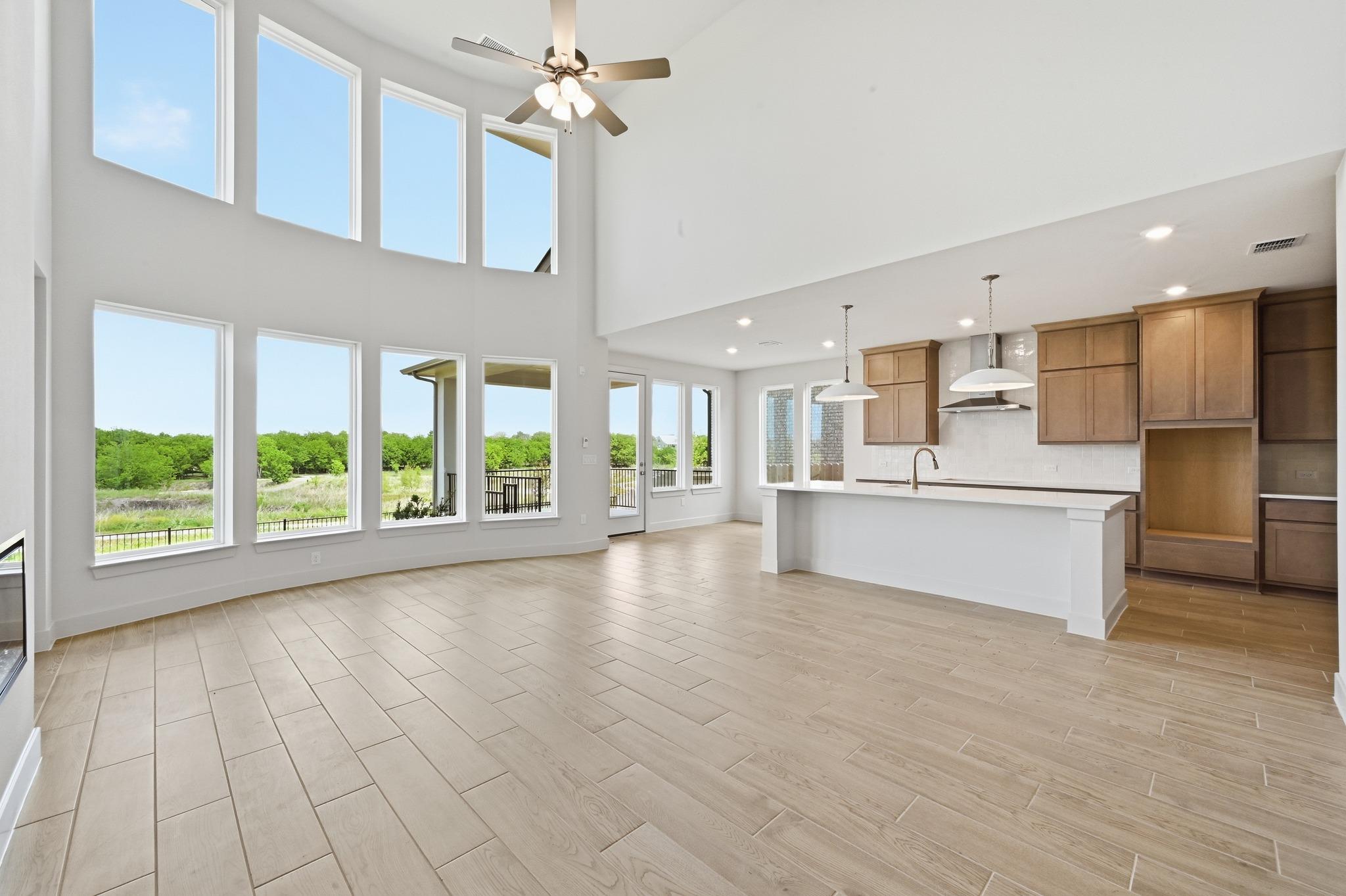 913 Rock Daisy Trl, Hutto, TX 78634