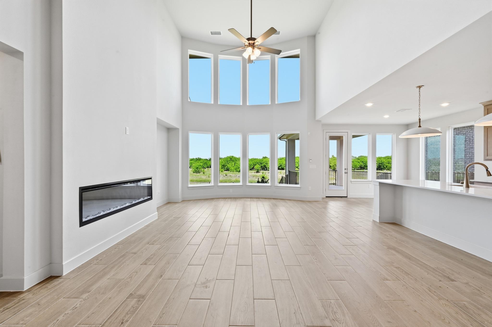 913 Rock Daisy Trl, Hutto, TX 78634