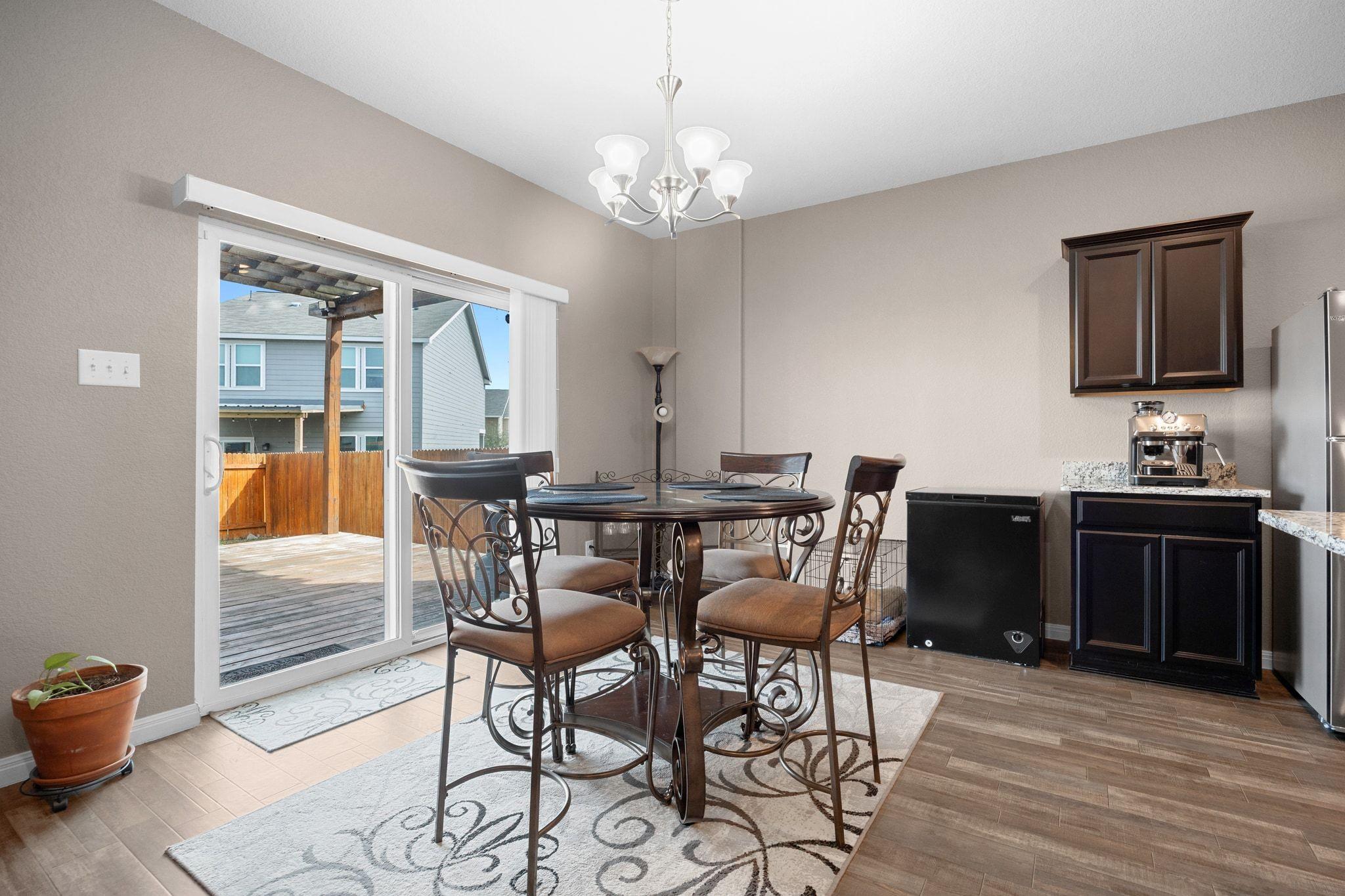 149 Hondo Gap Ln, Jarrell, TX 76537