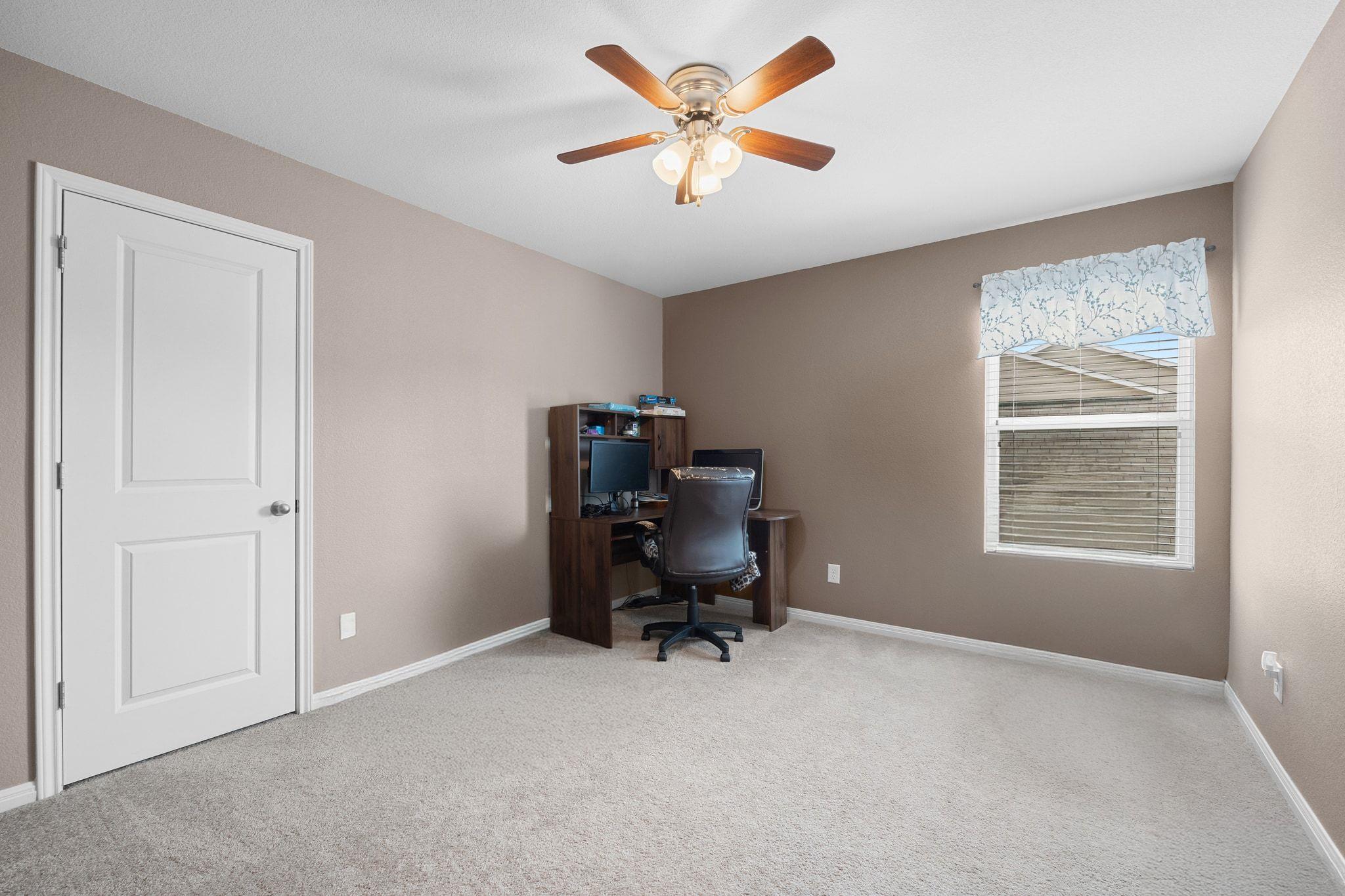 149 Hondo Gap Ln, Jarrell, TX 76537