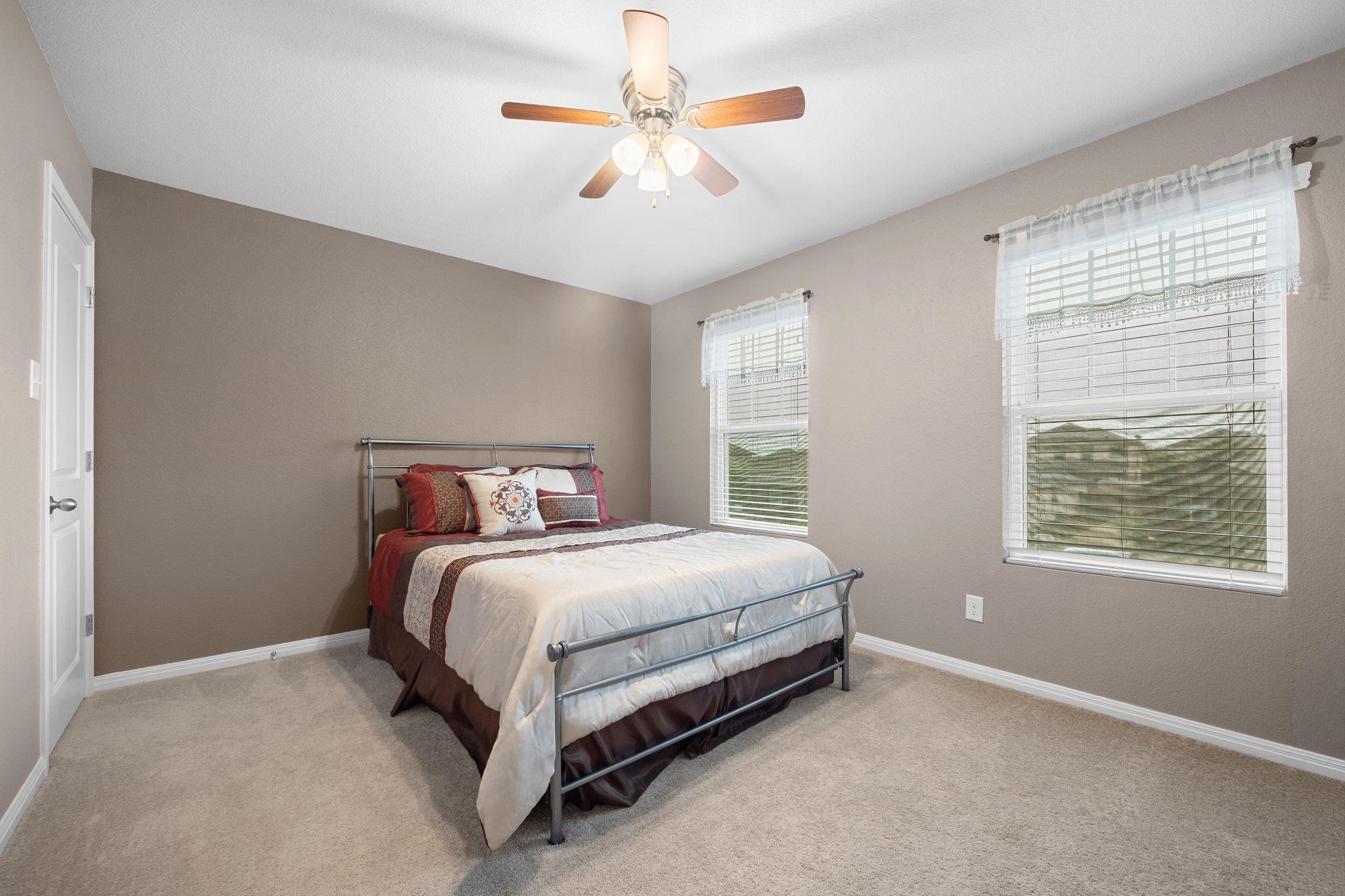 149 Hondo Gap Ln, Jarrell, TX 76537