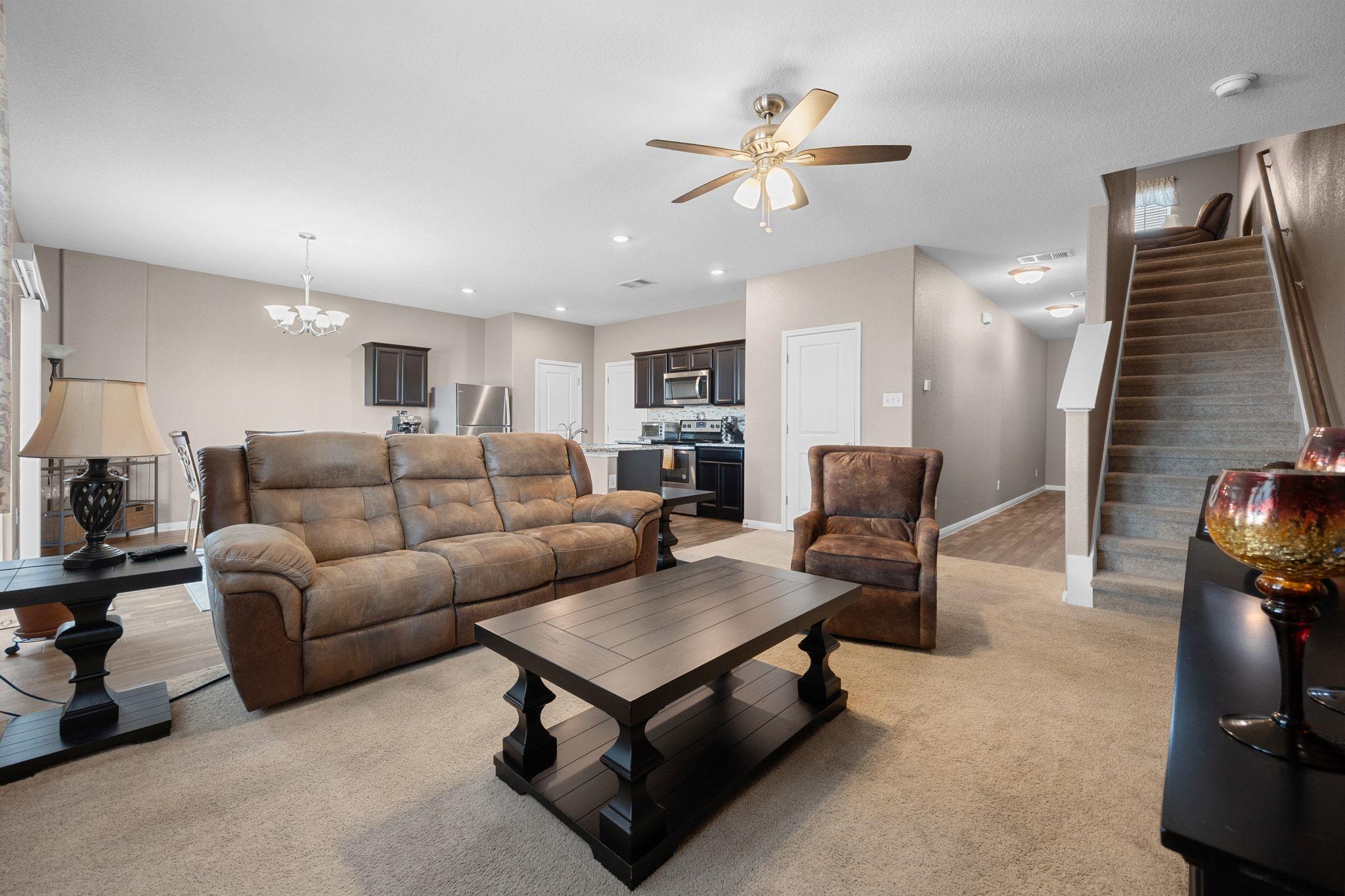 149 Hondo Gap Ln, Jarrell, TX 76537