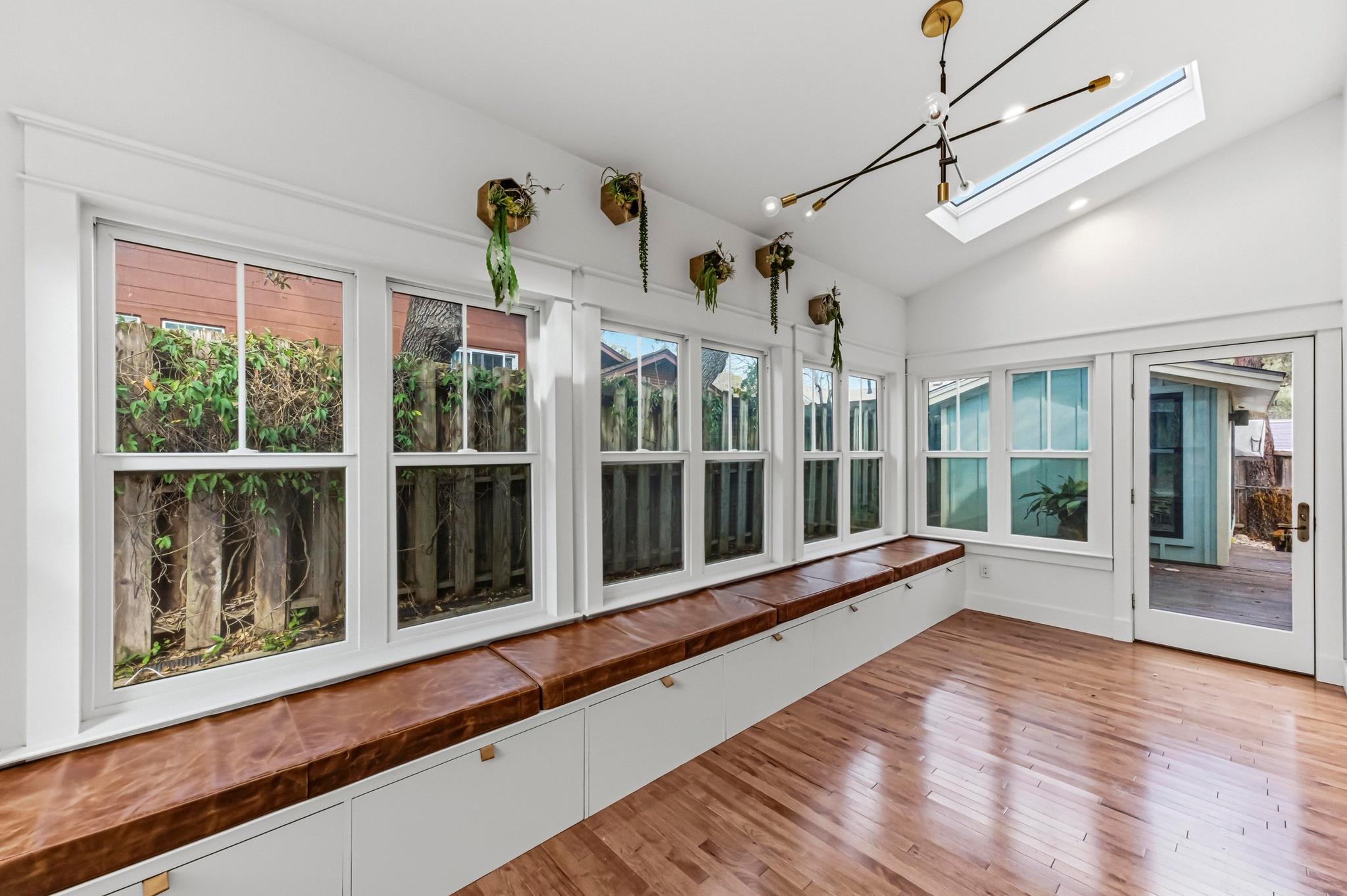 708 W Gibson St, Austin, TX 78704