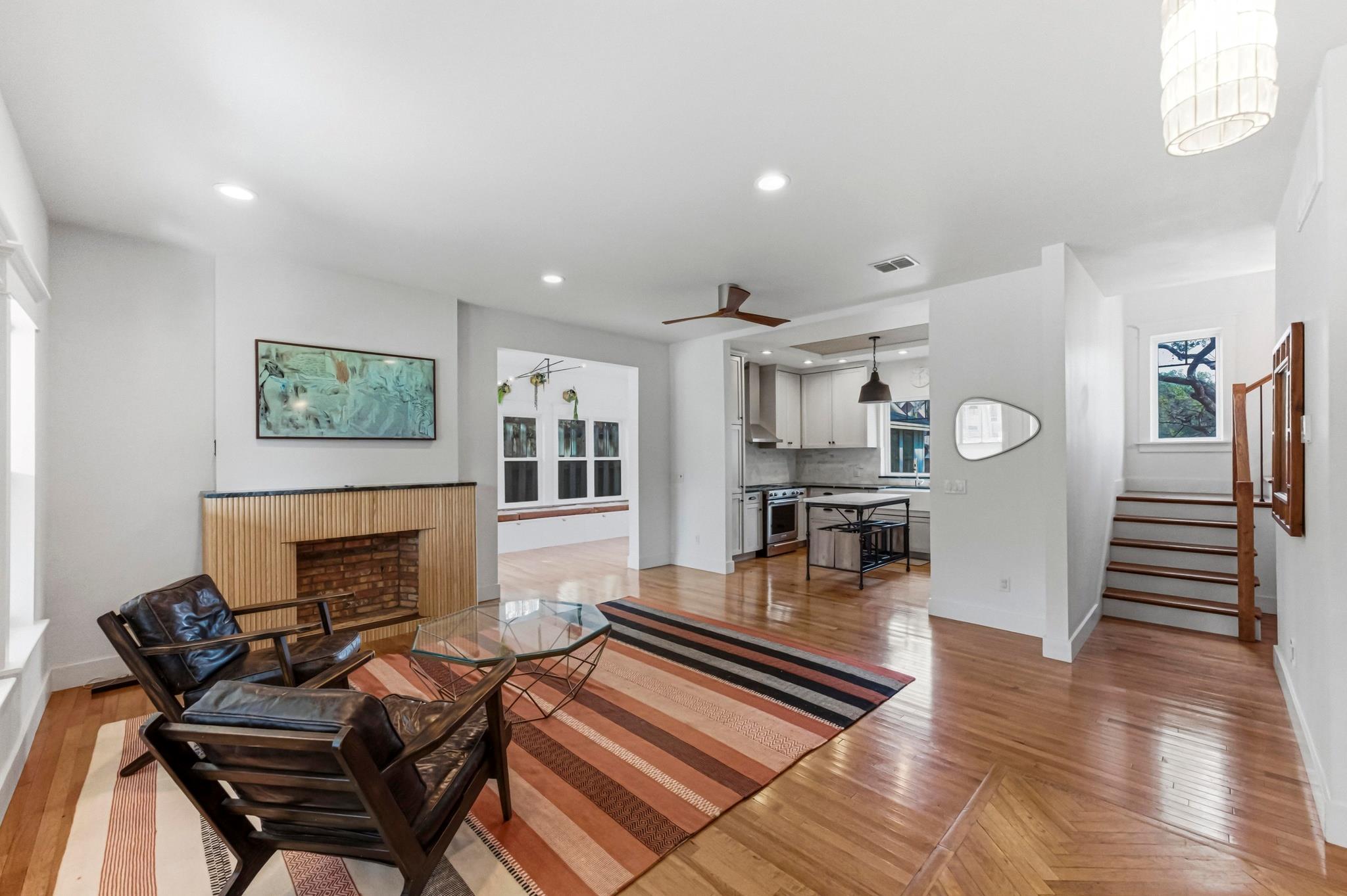 708 W Gibson St, Austin, TX 78704