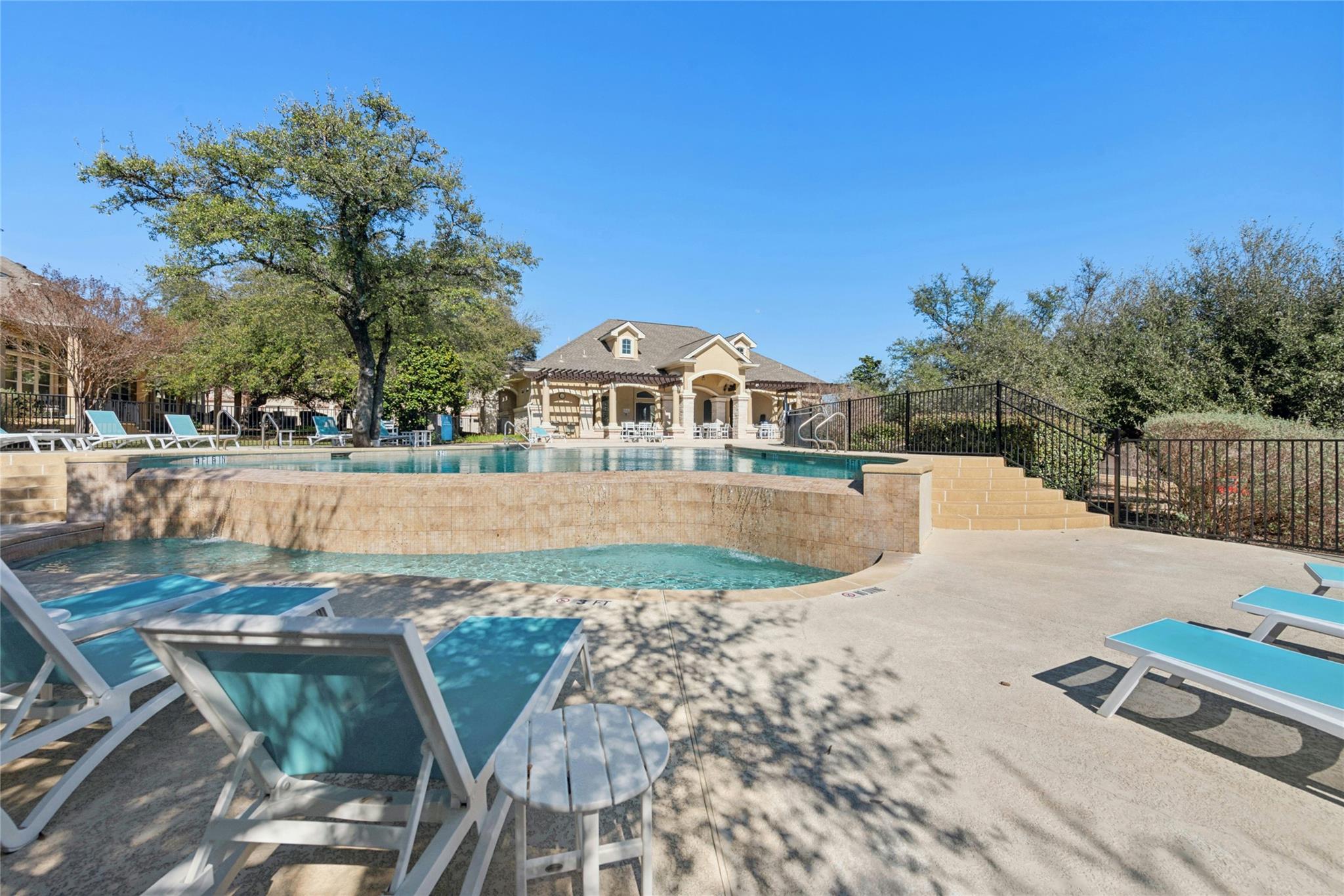 116 Evolutions Path # 116EP, Lakeway, TX 78734