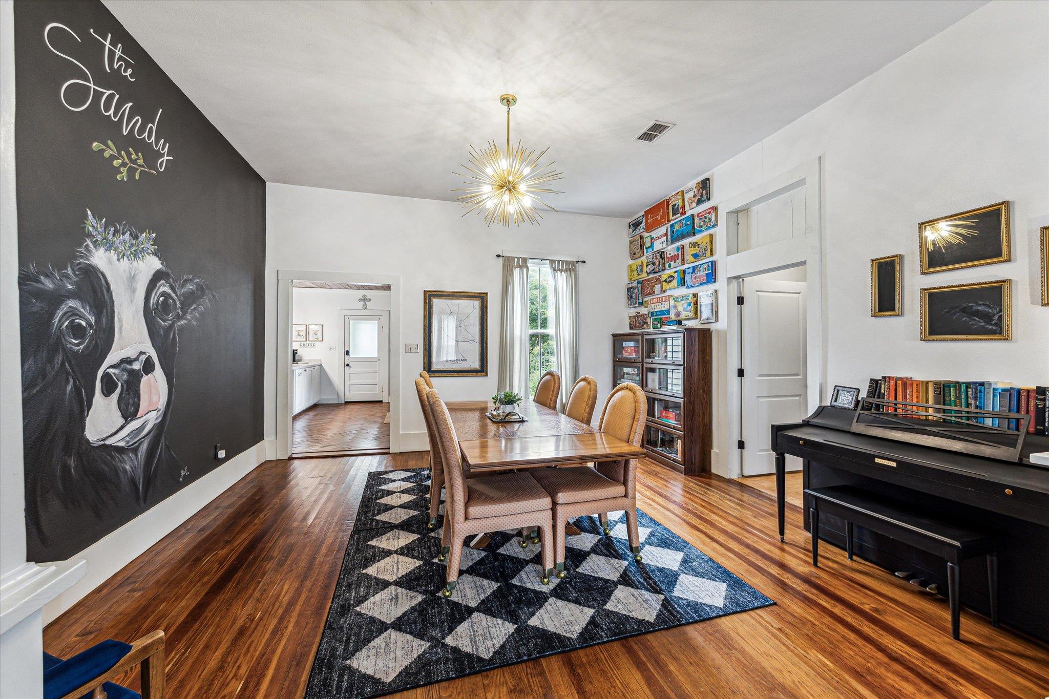 305 W Alamo St, Brenham, TX 77833