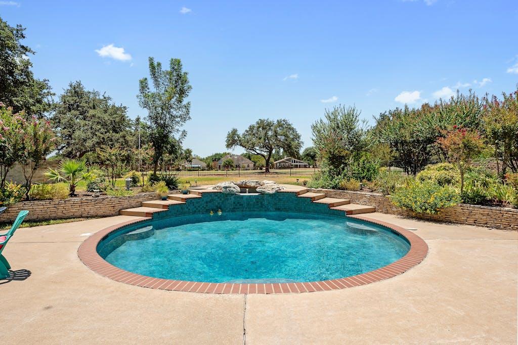 1207 Lakeway Dr, Lakeway, TX 78734