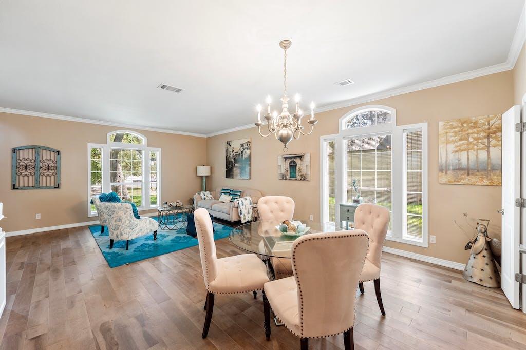 1207 Lakeway Dr, Lakeway, TX 78734