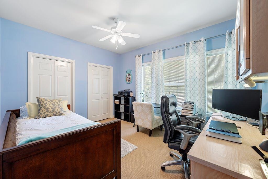 1207 Lakeway Dr, Lakeway, TX 78734