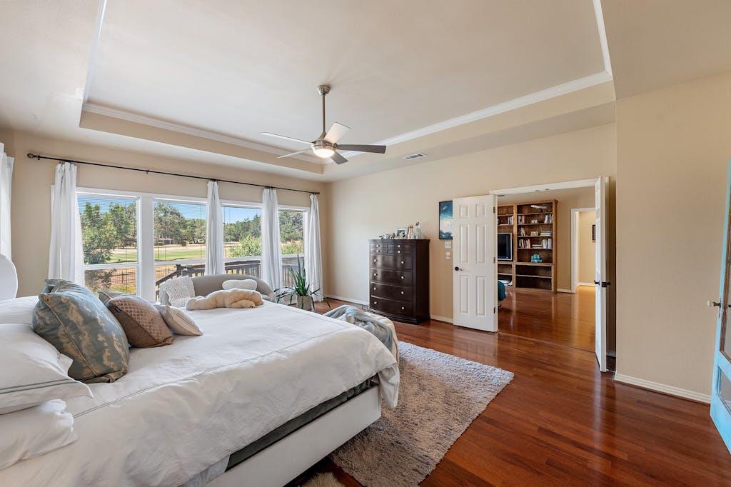 1207 Lakeway Dr, Lakeway, TX 78734