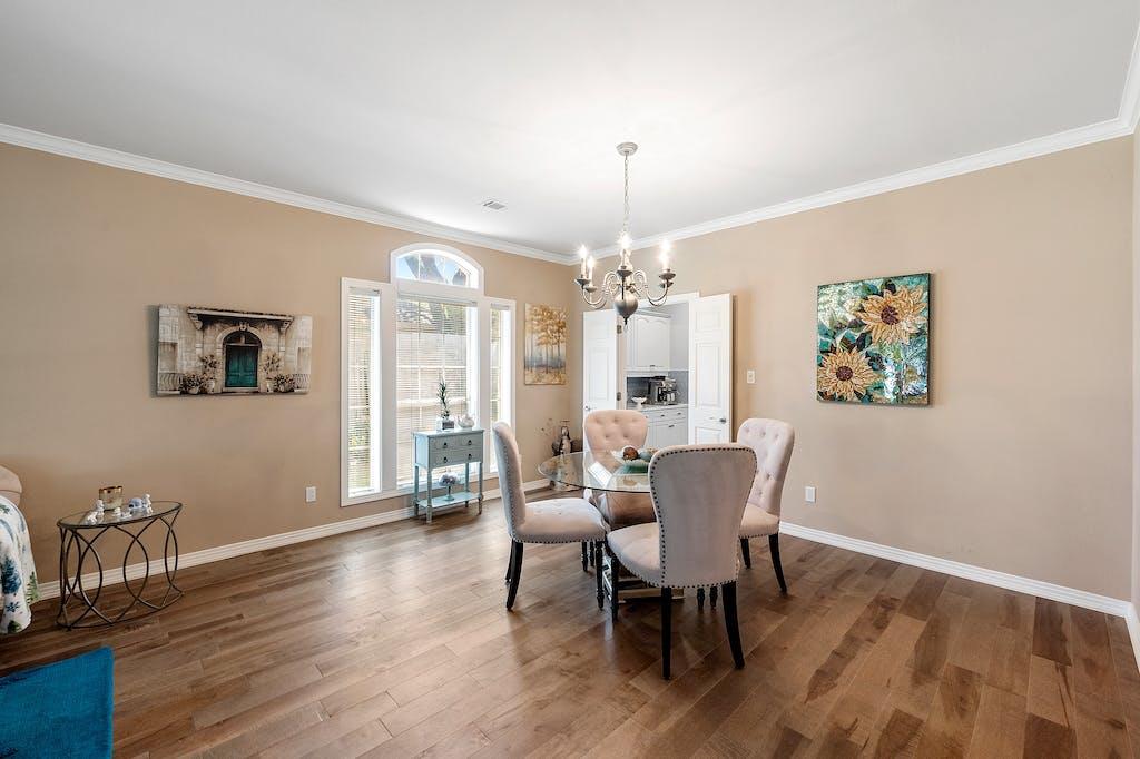 1207 Lakeway Dr, Lakeway, TX 78734