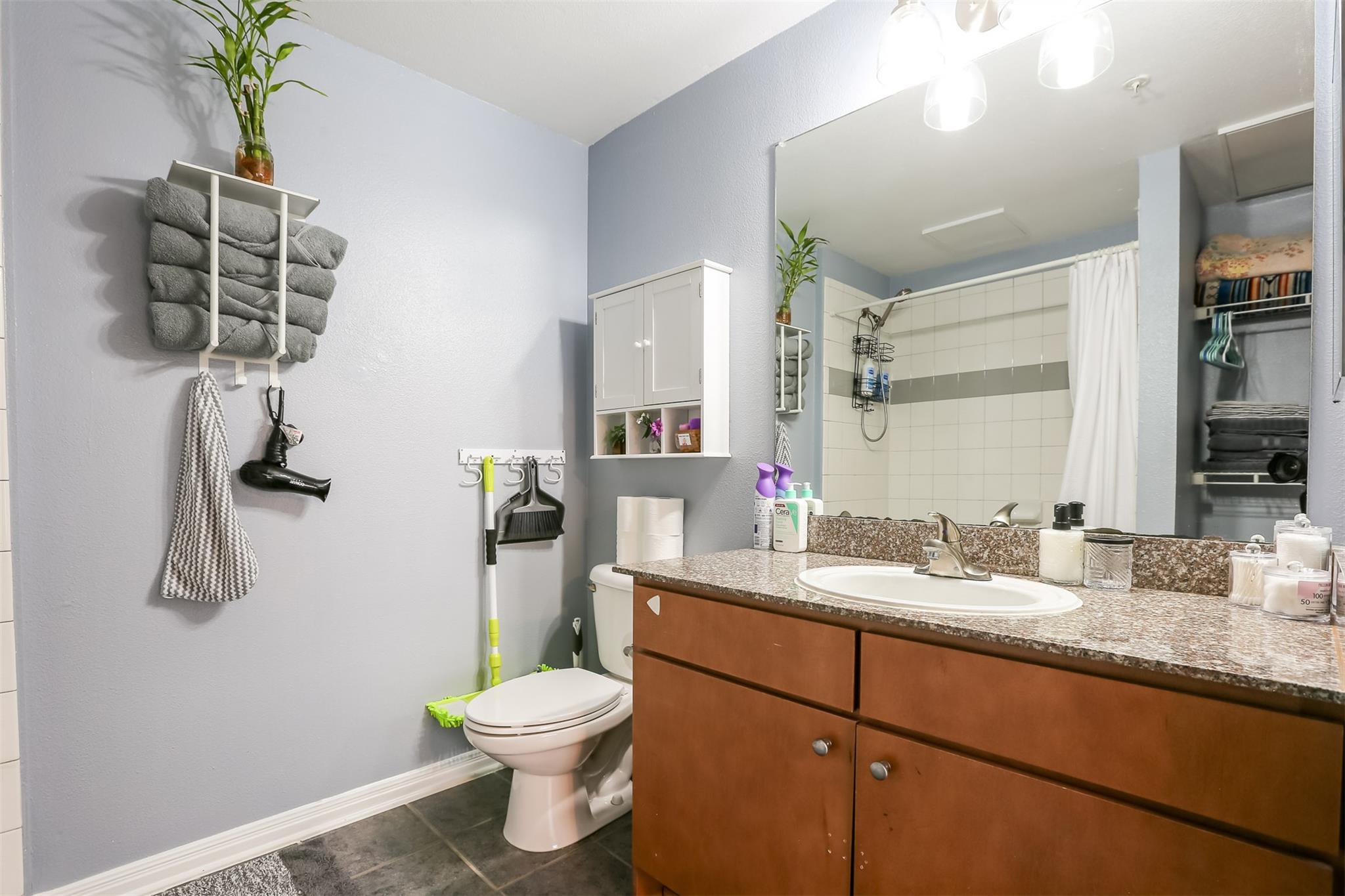 2502 Leon St # 418, Austin, TX 78705