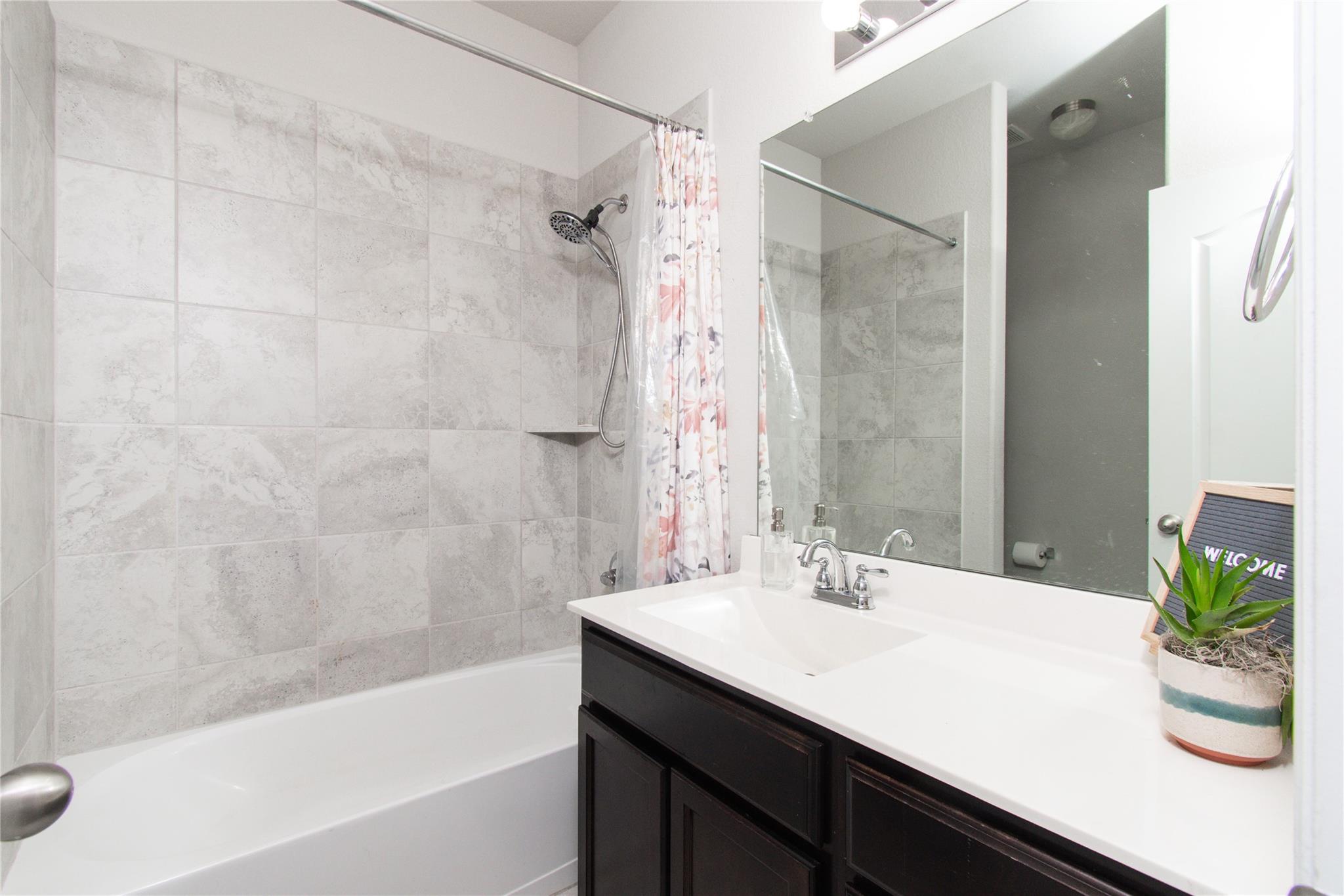 116 Salt Fork Dr, Liberty Hill, TX 78642