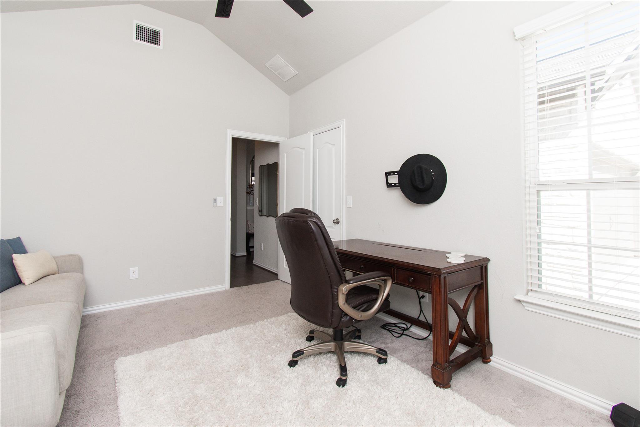 116 Salt Fork Dr, Liberty Hill, TX 78642