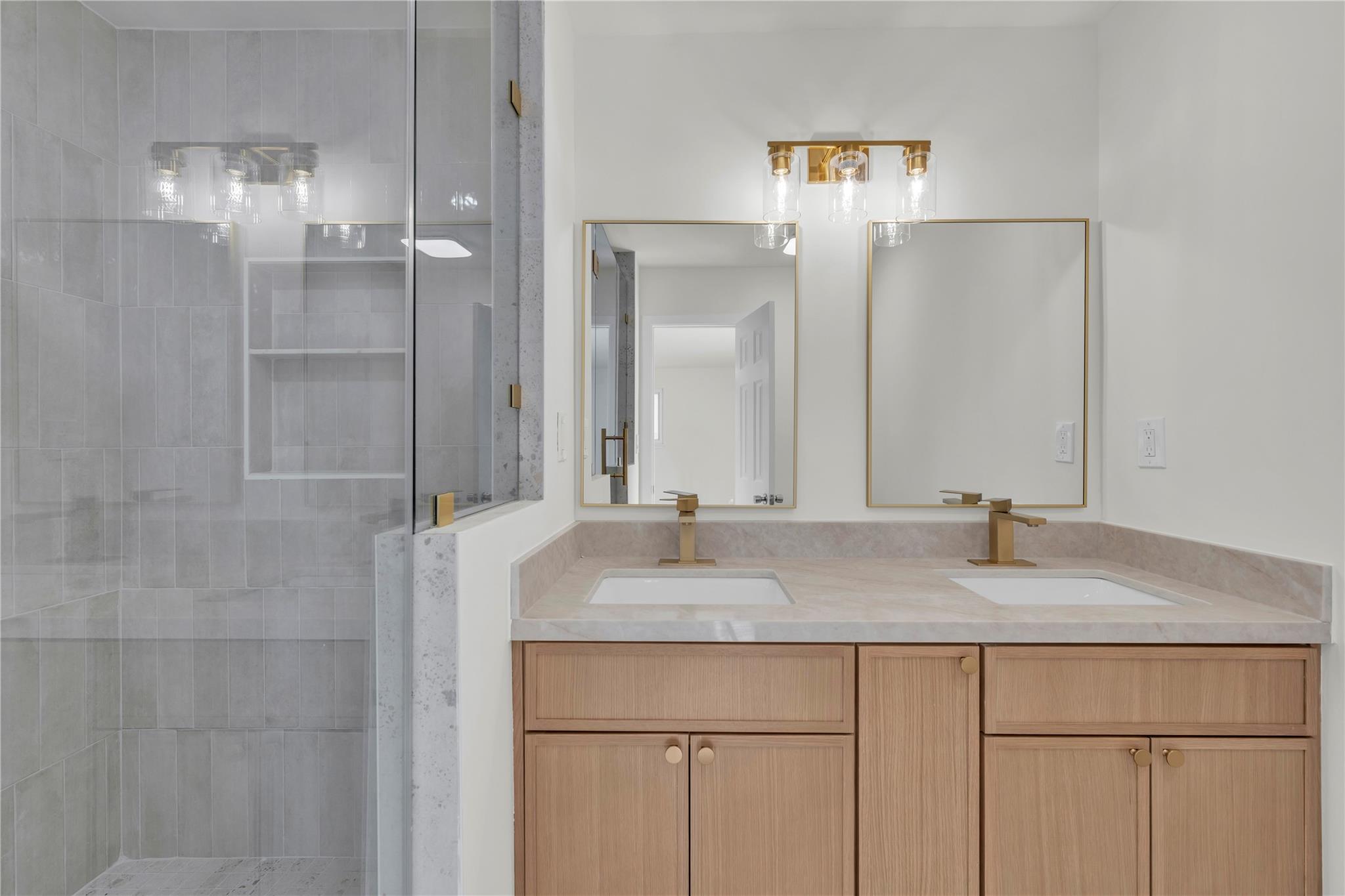 514 Sara Dr, Round Rock, TX 78664