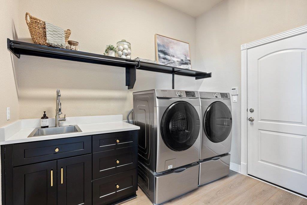 2702 Lakehurst Rd, Spicewood, TX 78669