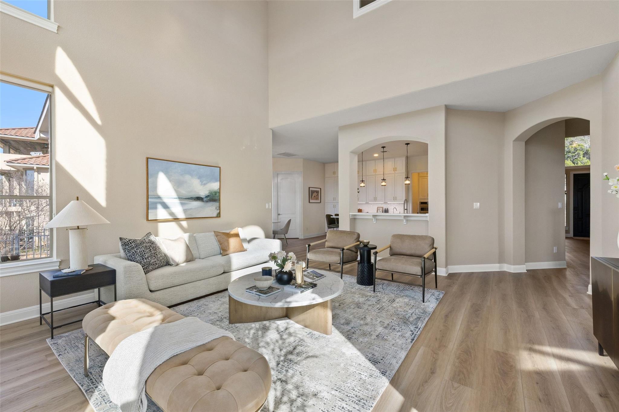 2702 Lakehurst Rd, Spicewood, TX 78669