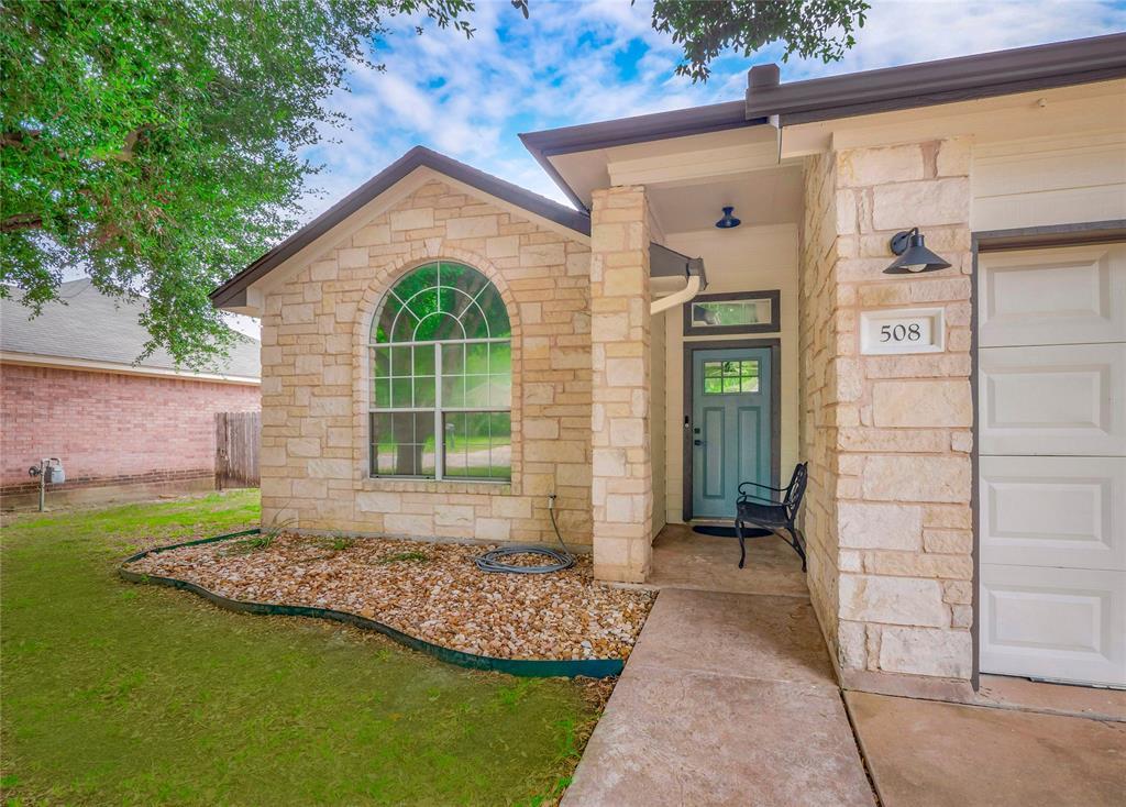 508 Lydia Ln, Thrall, TX 76578