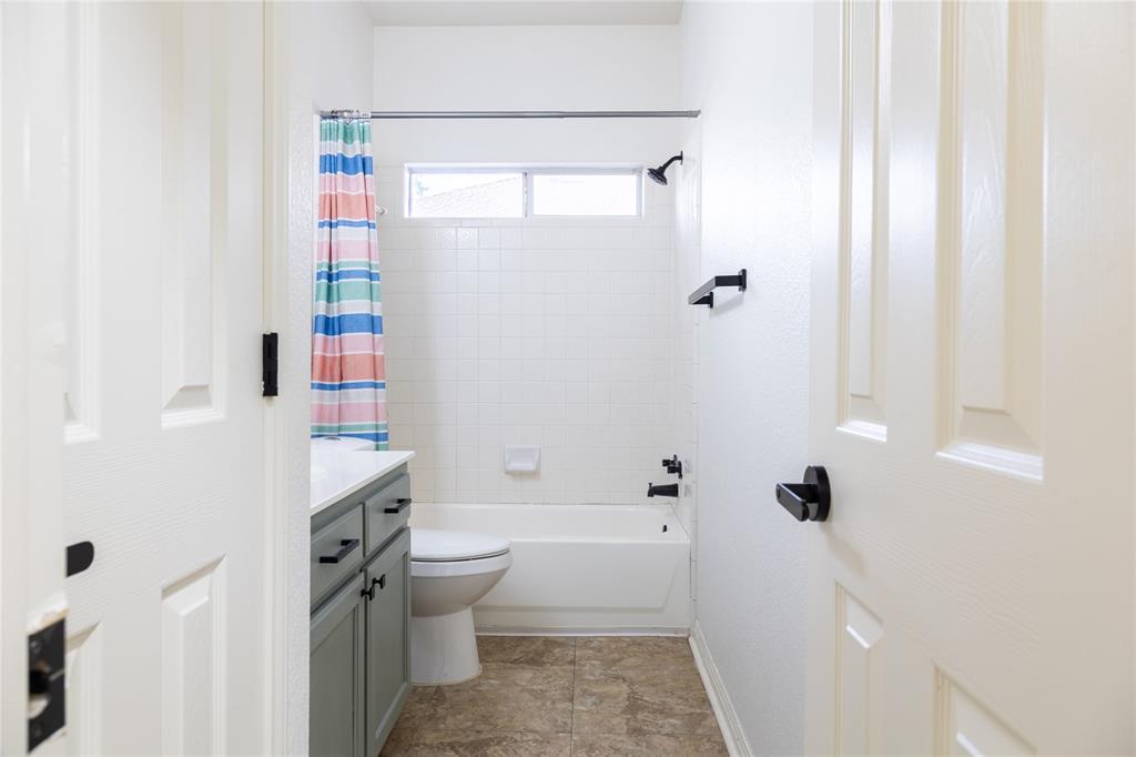 508 Lydia Ln, Thrall, TX 76578