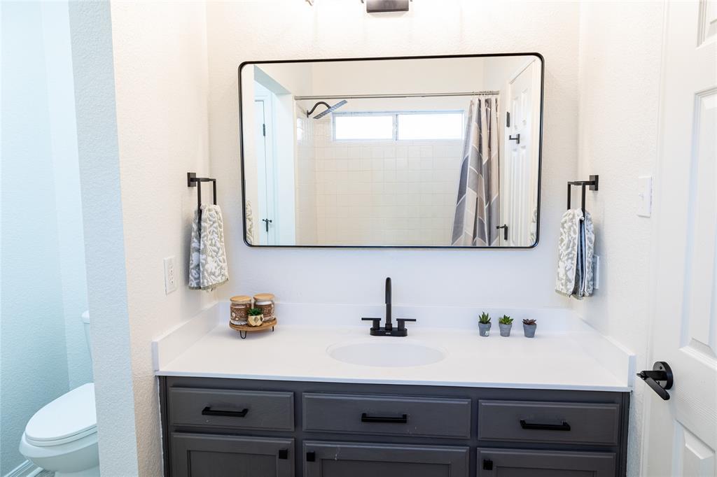 508 Lydia Ln, Thrall, TX 76578