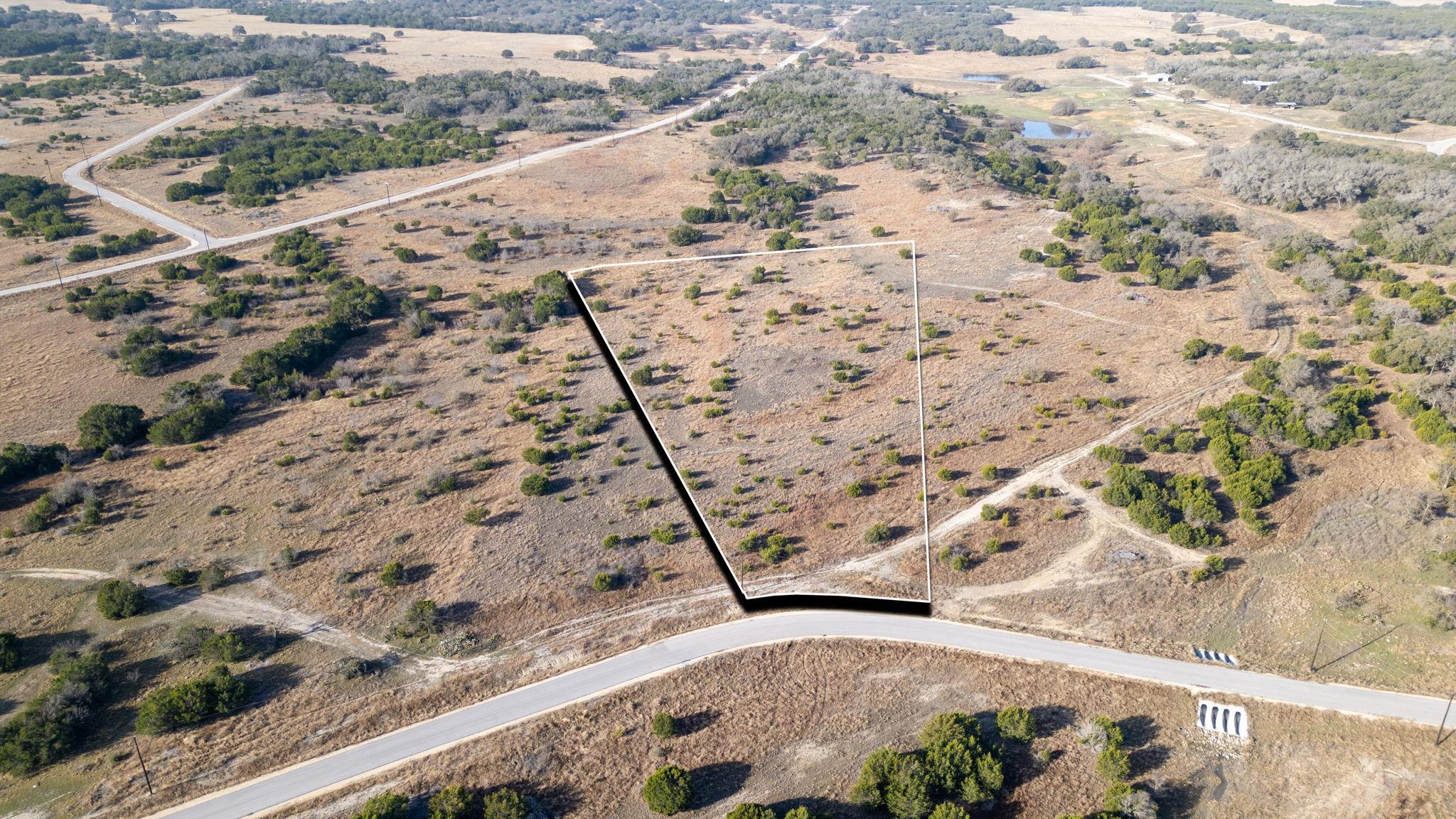 659 Shin Oak Dr, Lampasas, TX 76550