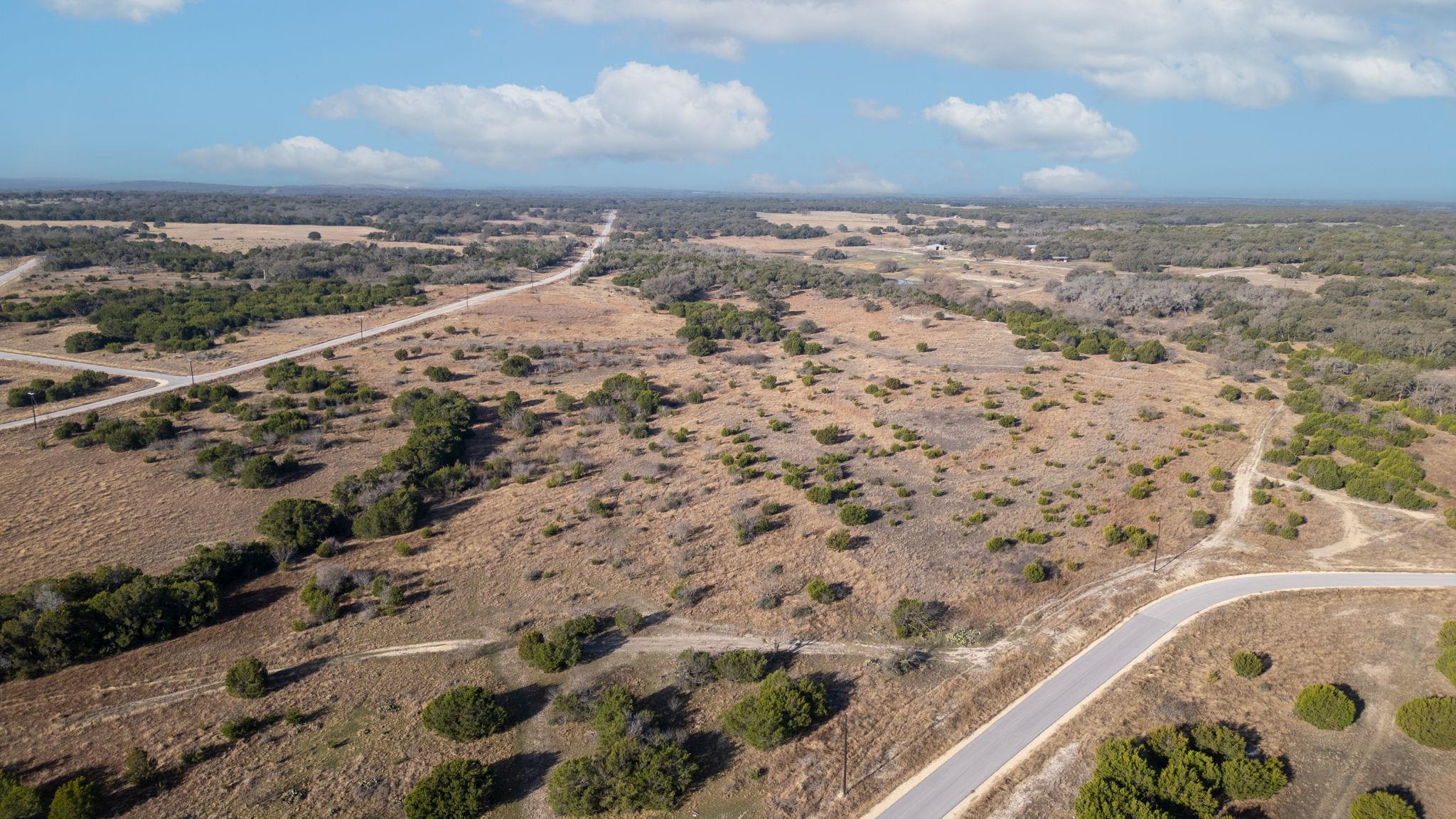 659 Shin Oak Dr, Lampasas, TX 76550