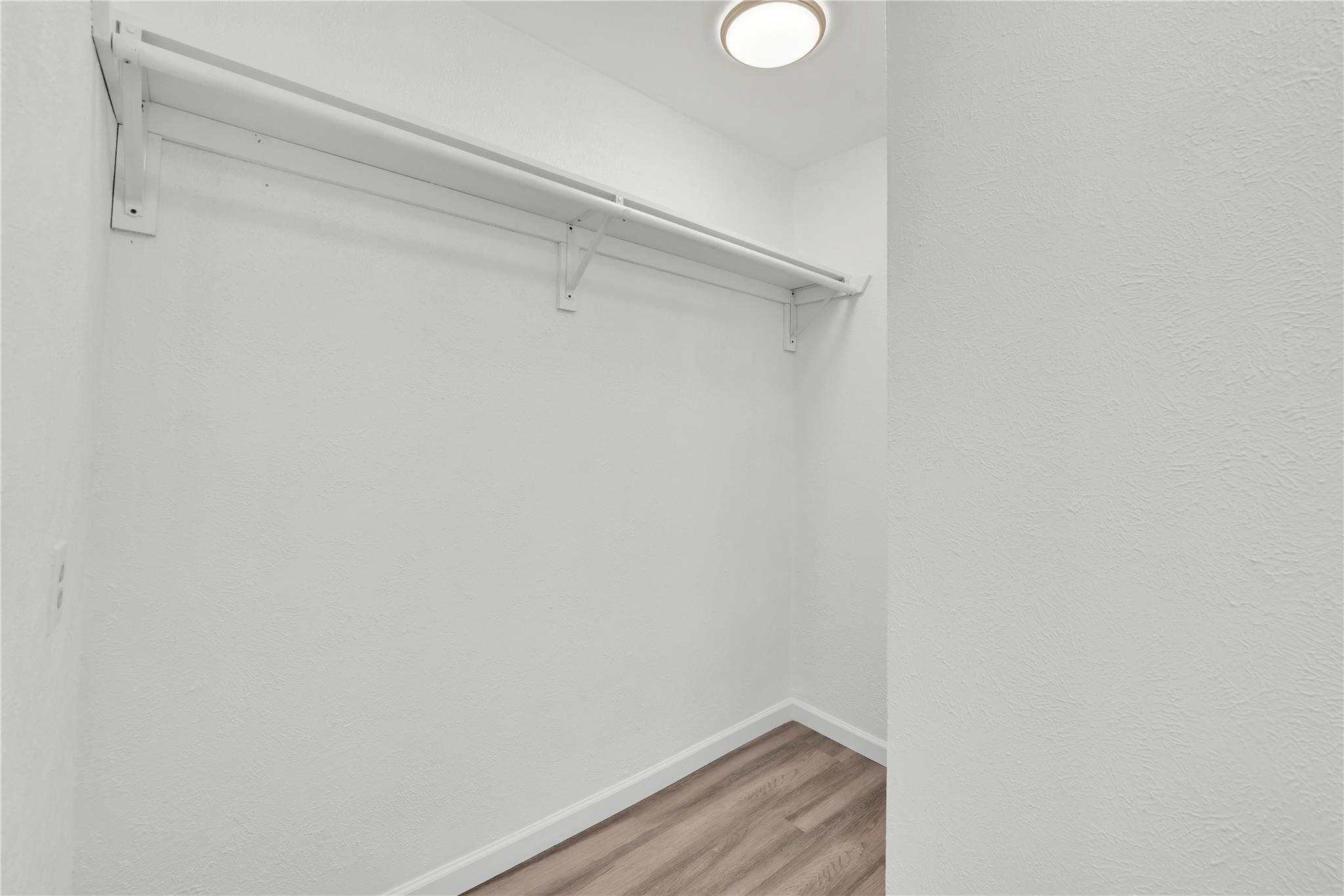 1800 Tamra Ct, Round Rock, TX 78681