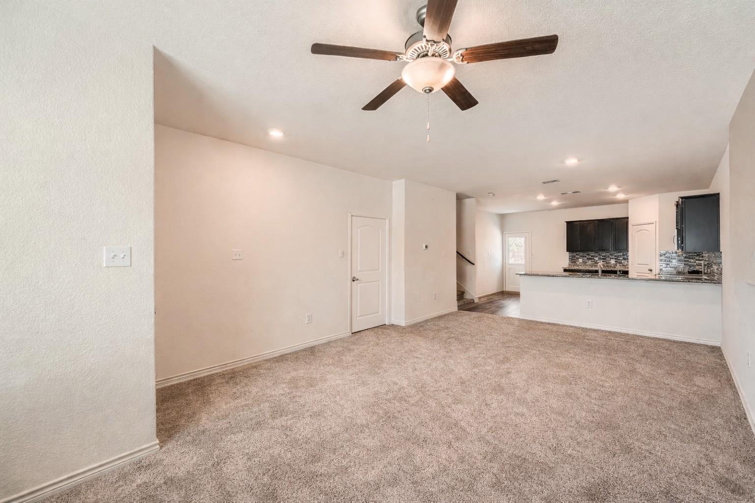 14513 Prairie Sod Ln, Elgin, TX 78621