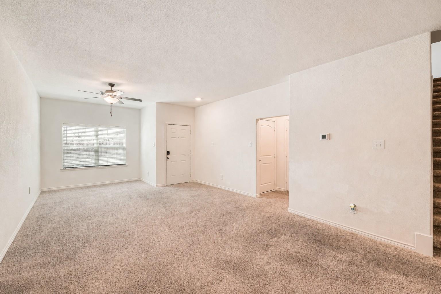 14513 Prairie Sod Ln, Elgin, TX 78621