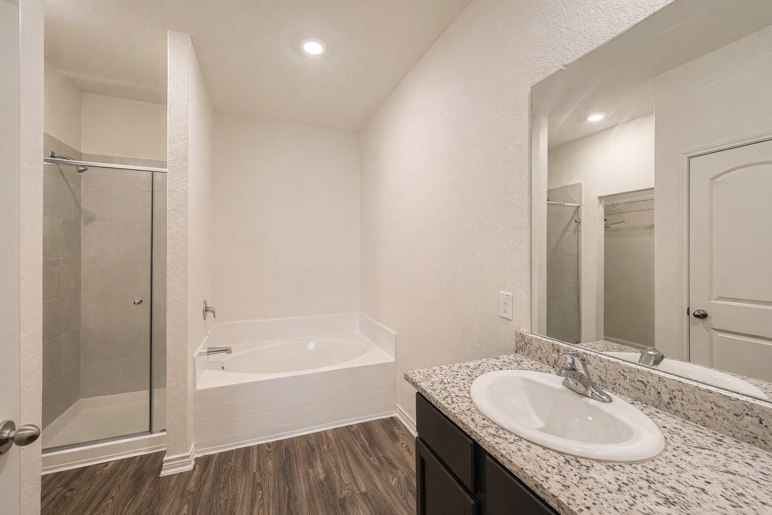 14513 Prairie Sod Ln, Elgin, TX 78621